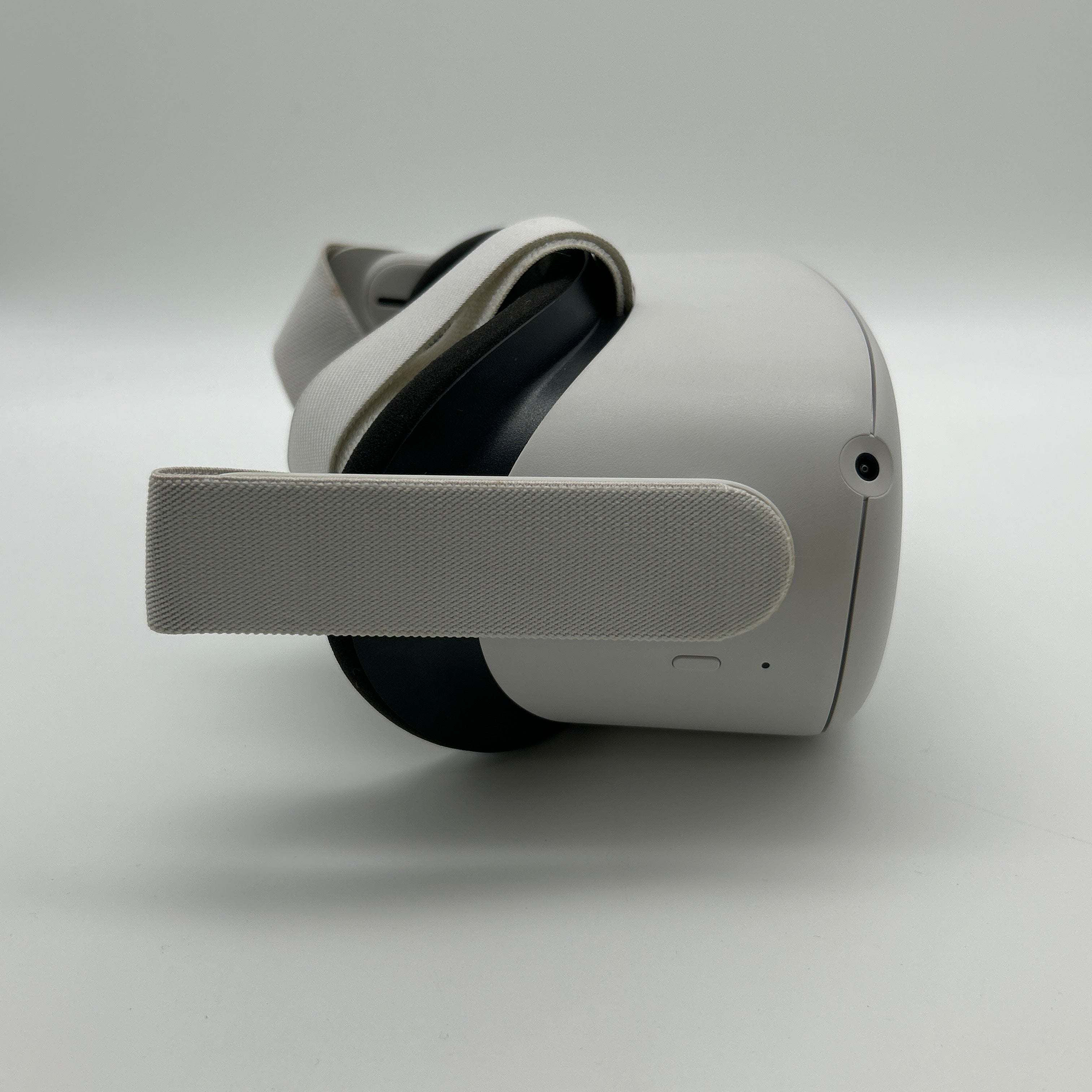 Meta Quest 2 KW49CM VR Headset 128GB White - Used