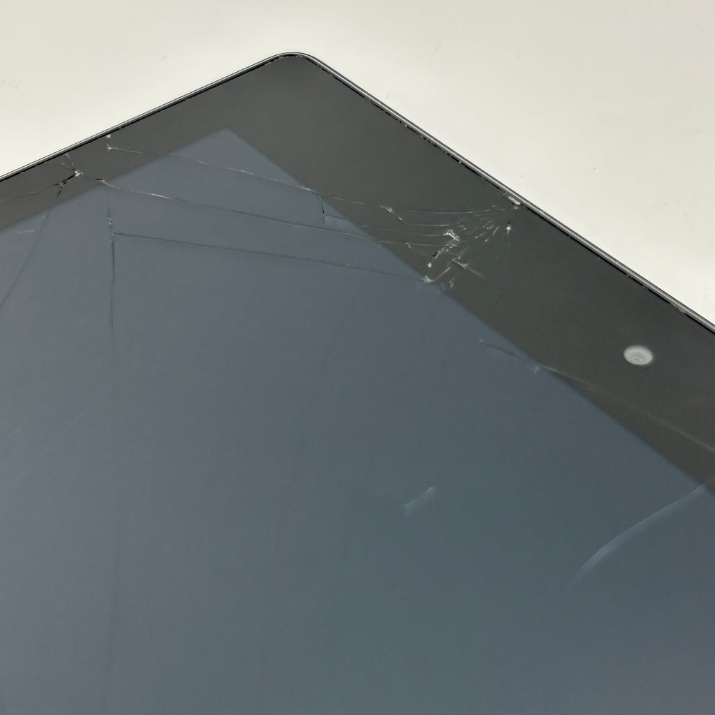Amazon Fire HD 10 (9th Gen) 32GB Black Wi-Fi Only Tablet - READ