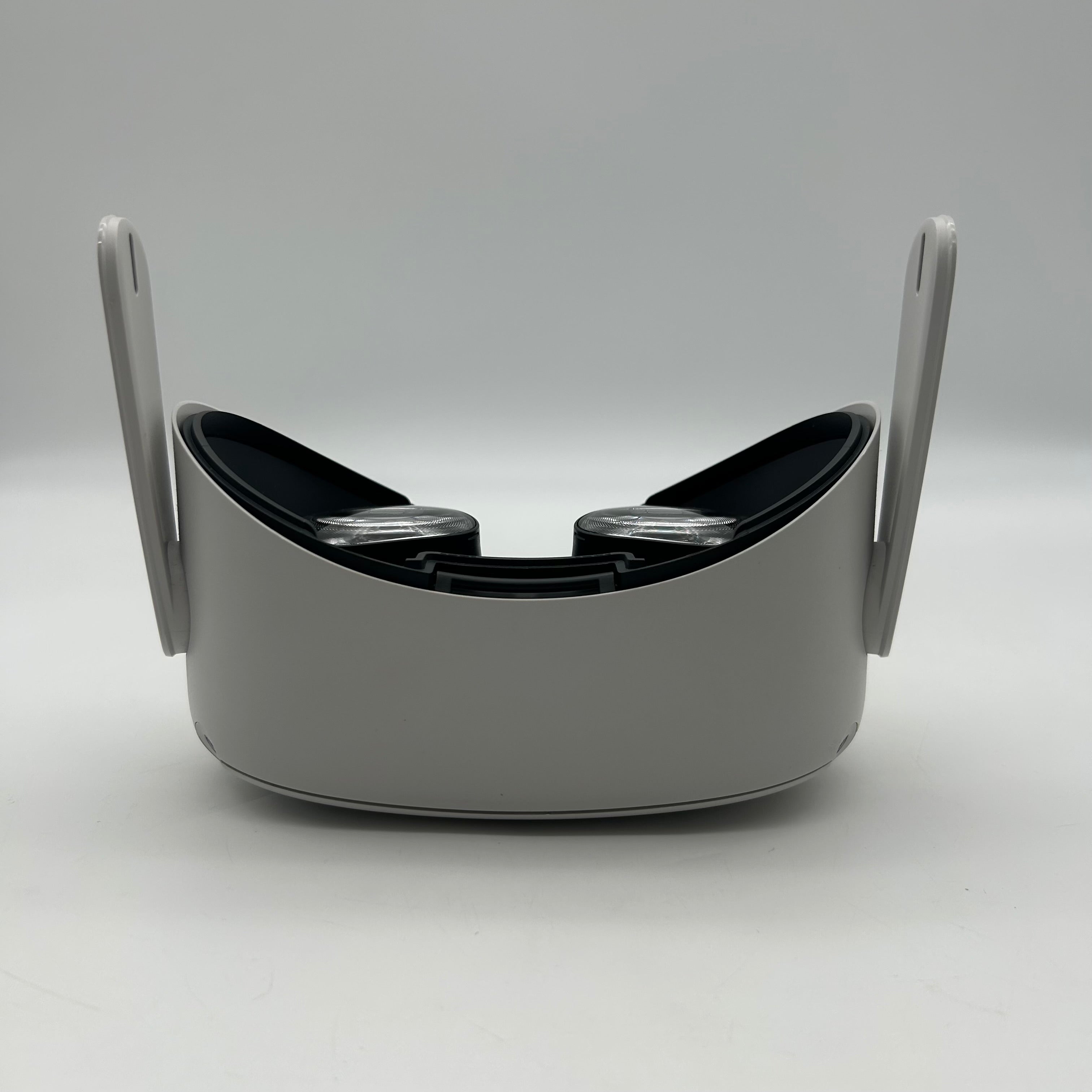 Meta Quest 2 Virtual Reality Headset 64GB with Controllers and Box
