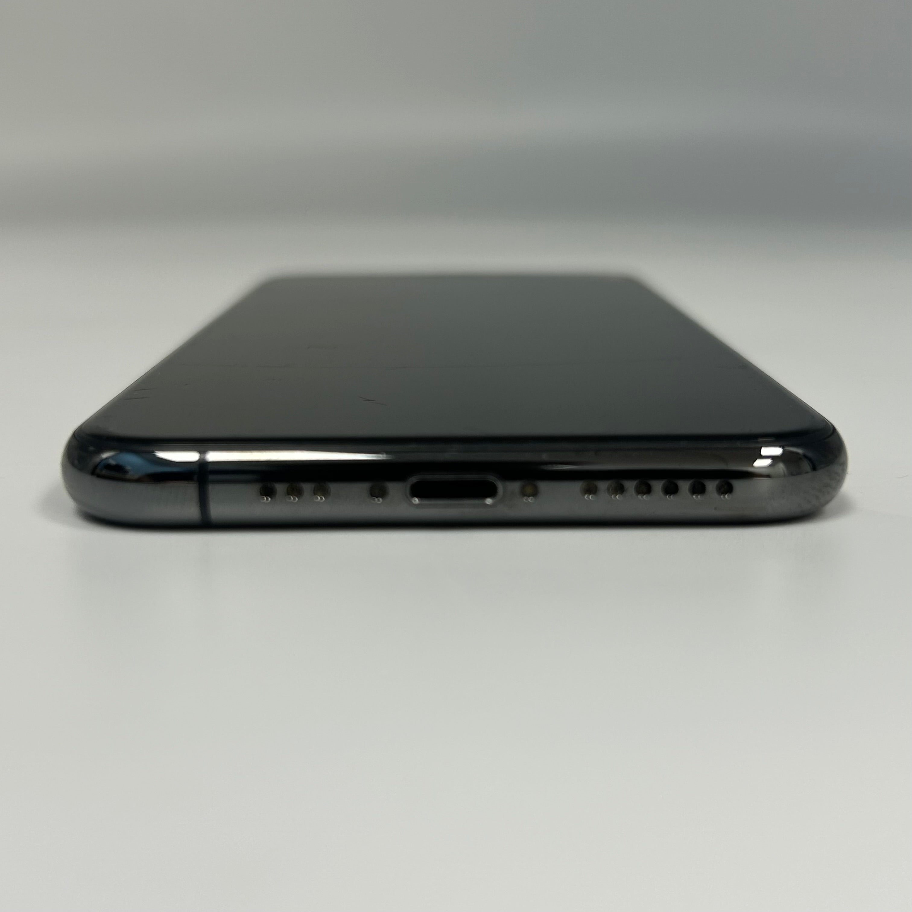 Apple iPhone 11 Pro 256GB Space Gray, Fully Unlocked (No Face ID)- *READ