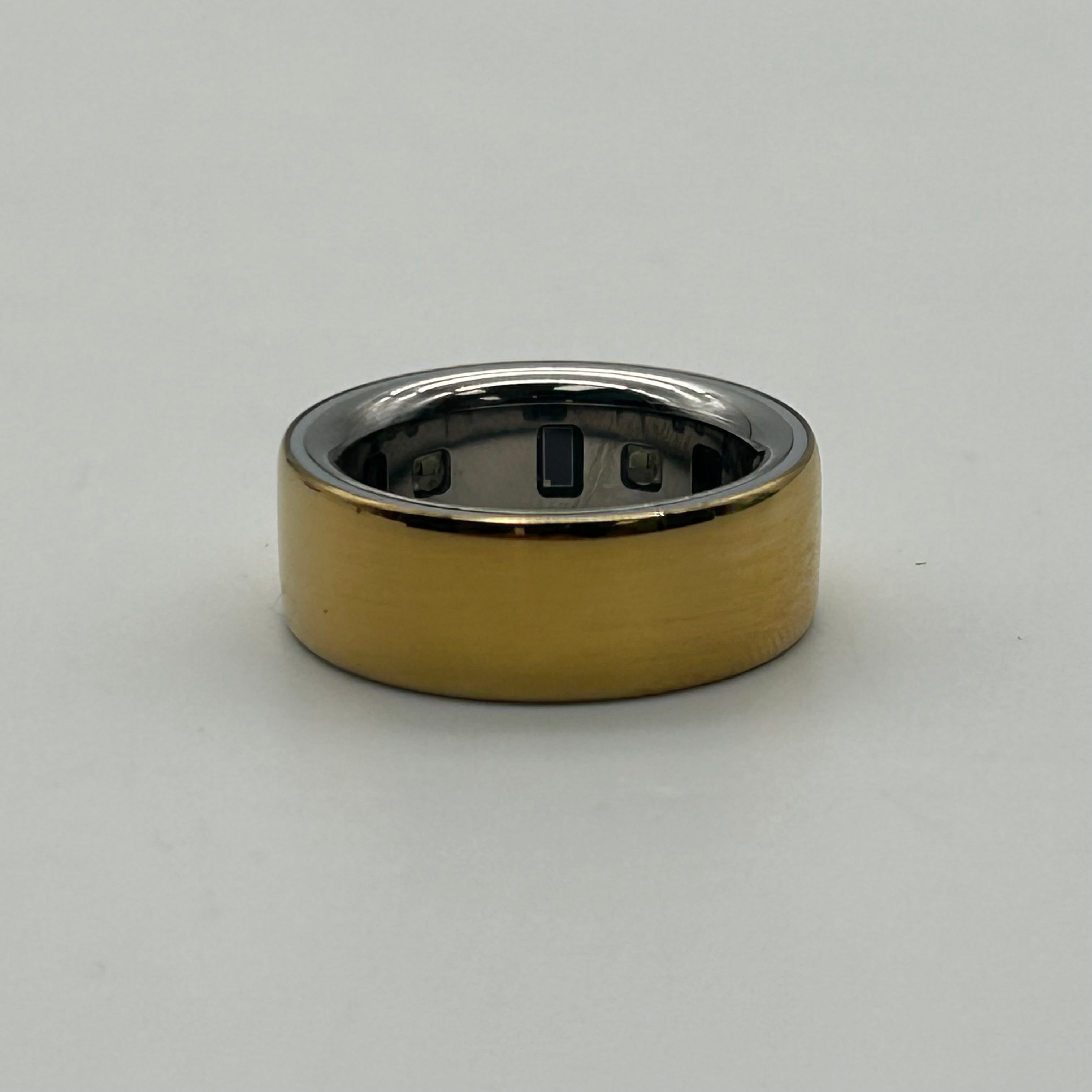 Oura Ring 4 - Size 7 (Gold) w/ Charging Base & Box