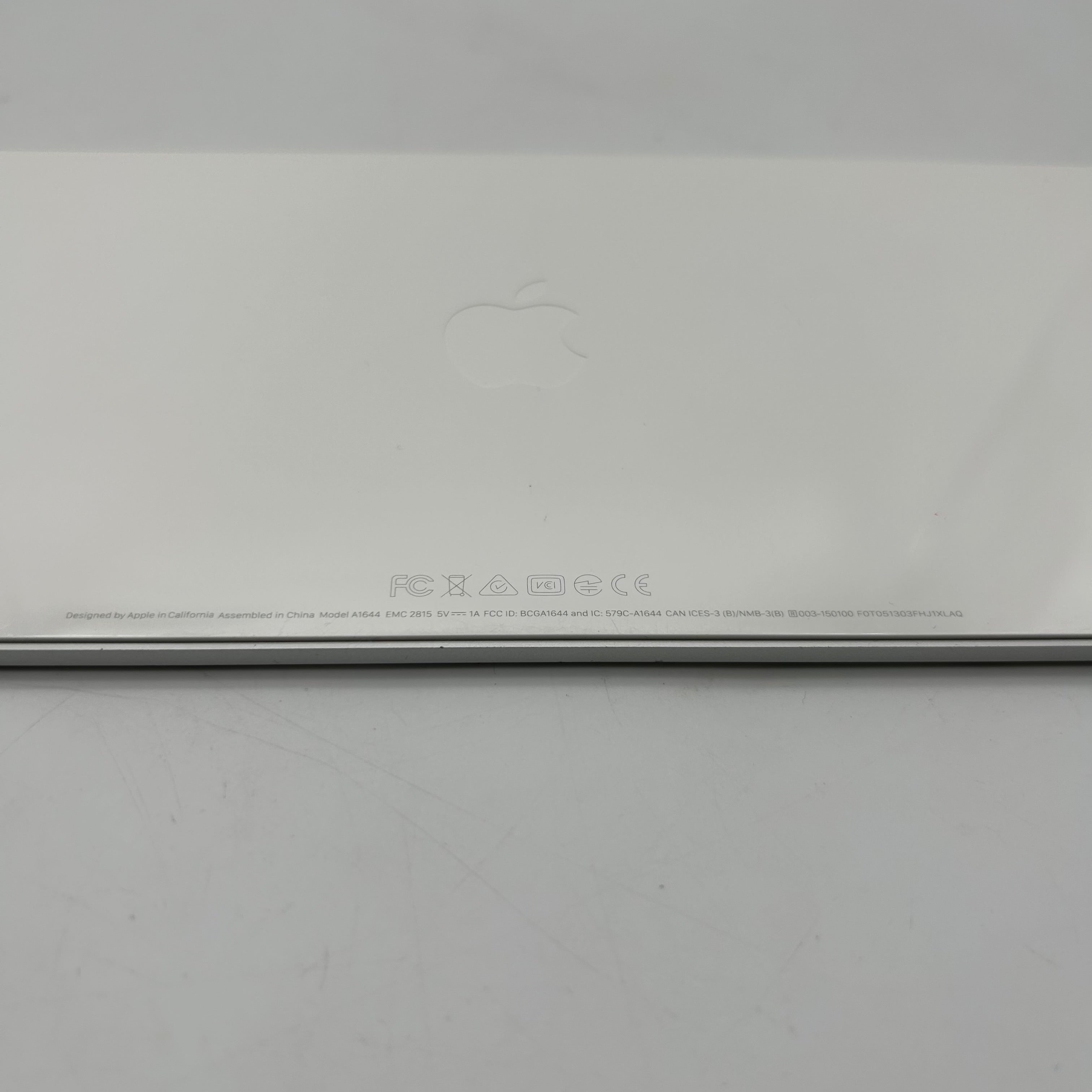 Apple A1644/A1296 Magic Keyboard 2 and Magic Mouse Wireless Kit - White
