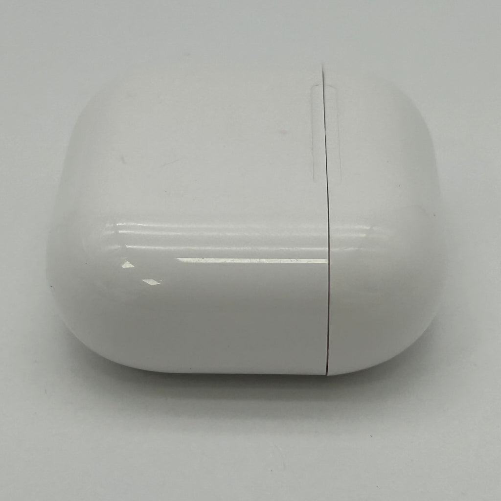 Apple Airpods A3058 with ANC 4th Generation with Charging Case Good Condition - Used
