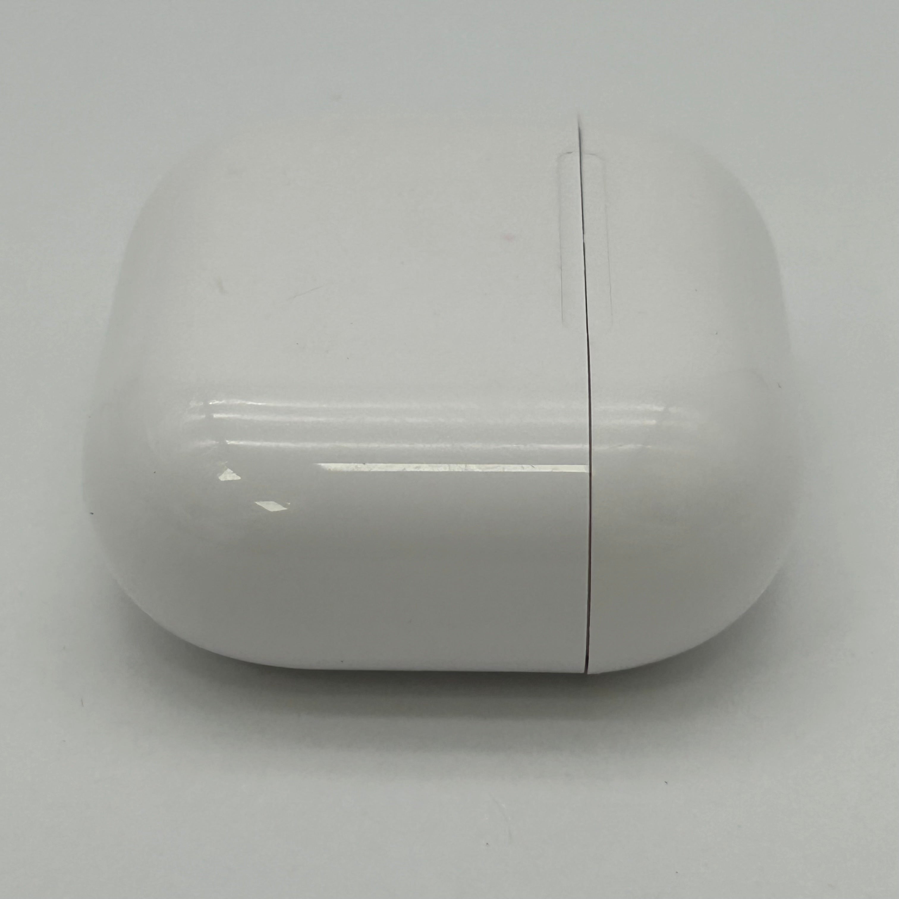 Apple Airpods A3058 with ANC 4th Generation with Charging Case Good Condition - Used