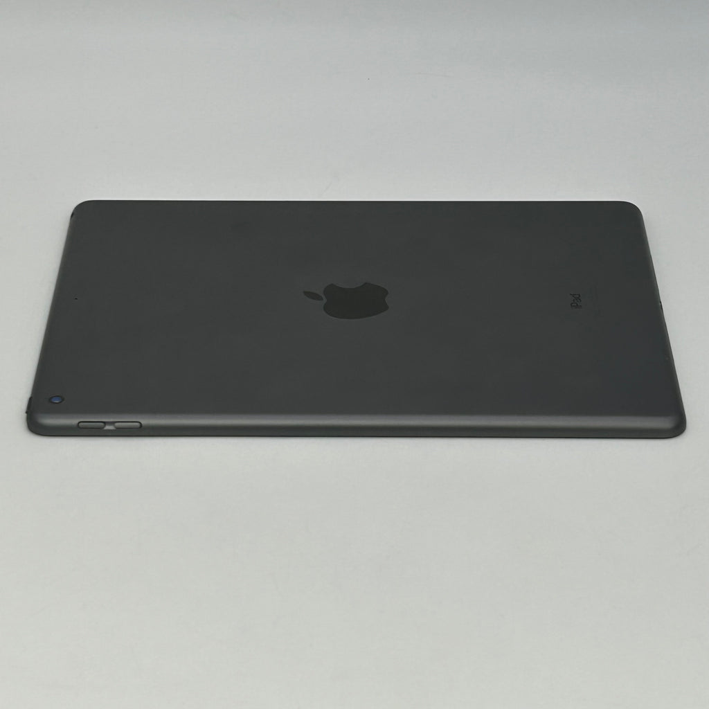 Apple iPad 8th Gen 32GB Silver Wi-Fi 10.2 Tablet A2270