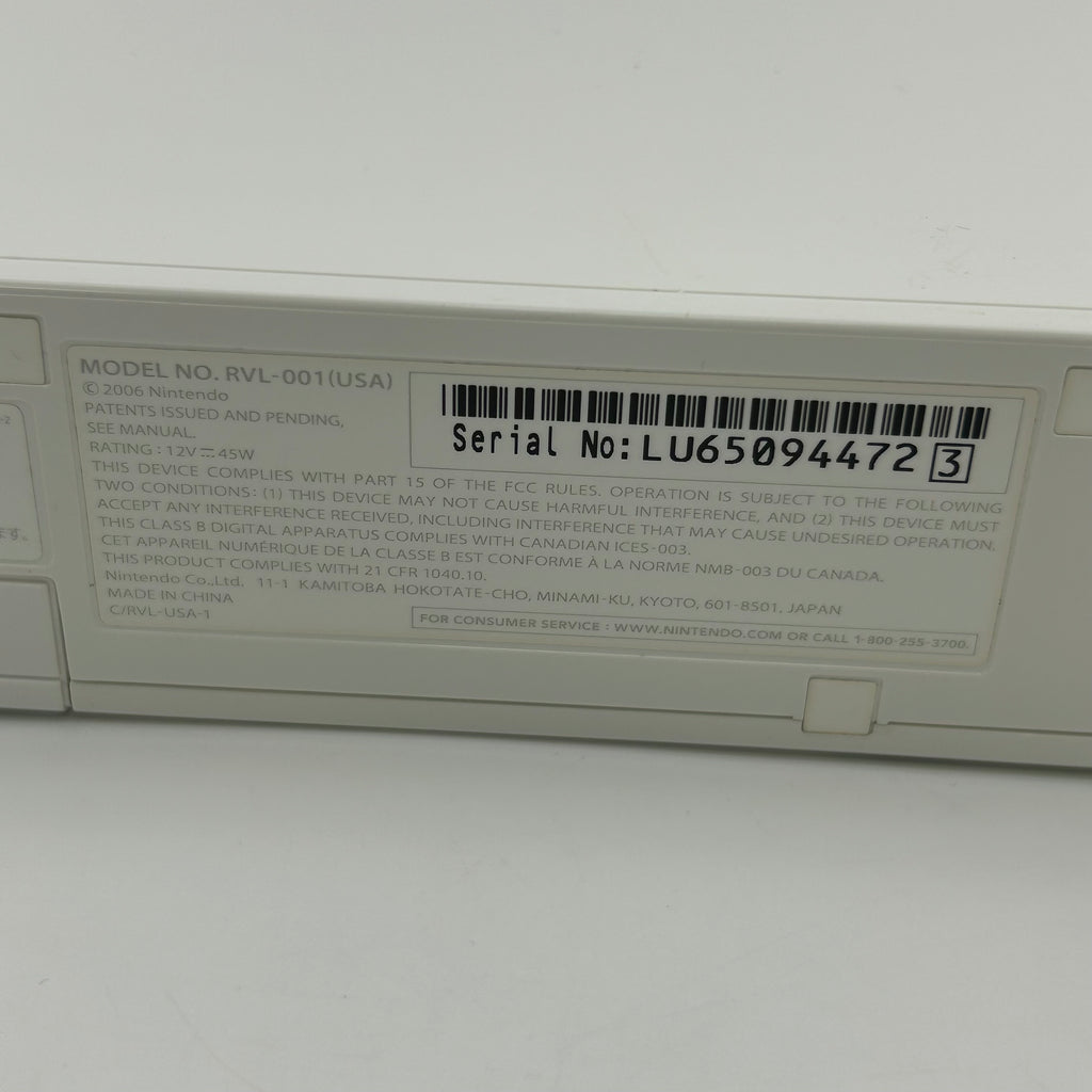 Nintendo Wii RVL-101 Console Bundle Controller Nunchuck Cords Sensor 11 Games