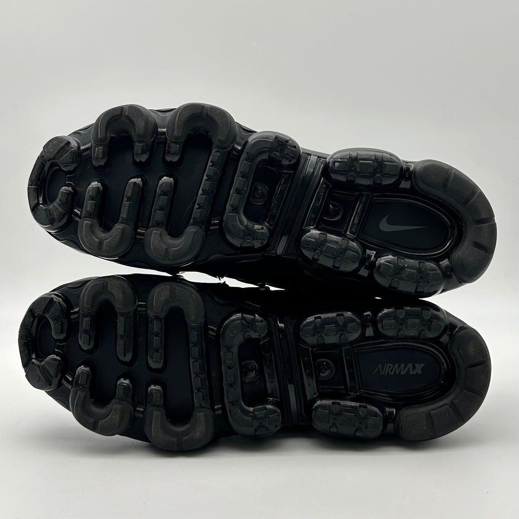 Size 11 - Nike Air VaporMax Plus Low Triple Black 924453-004