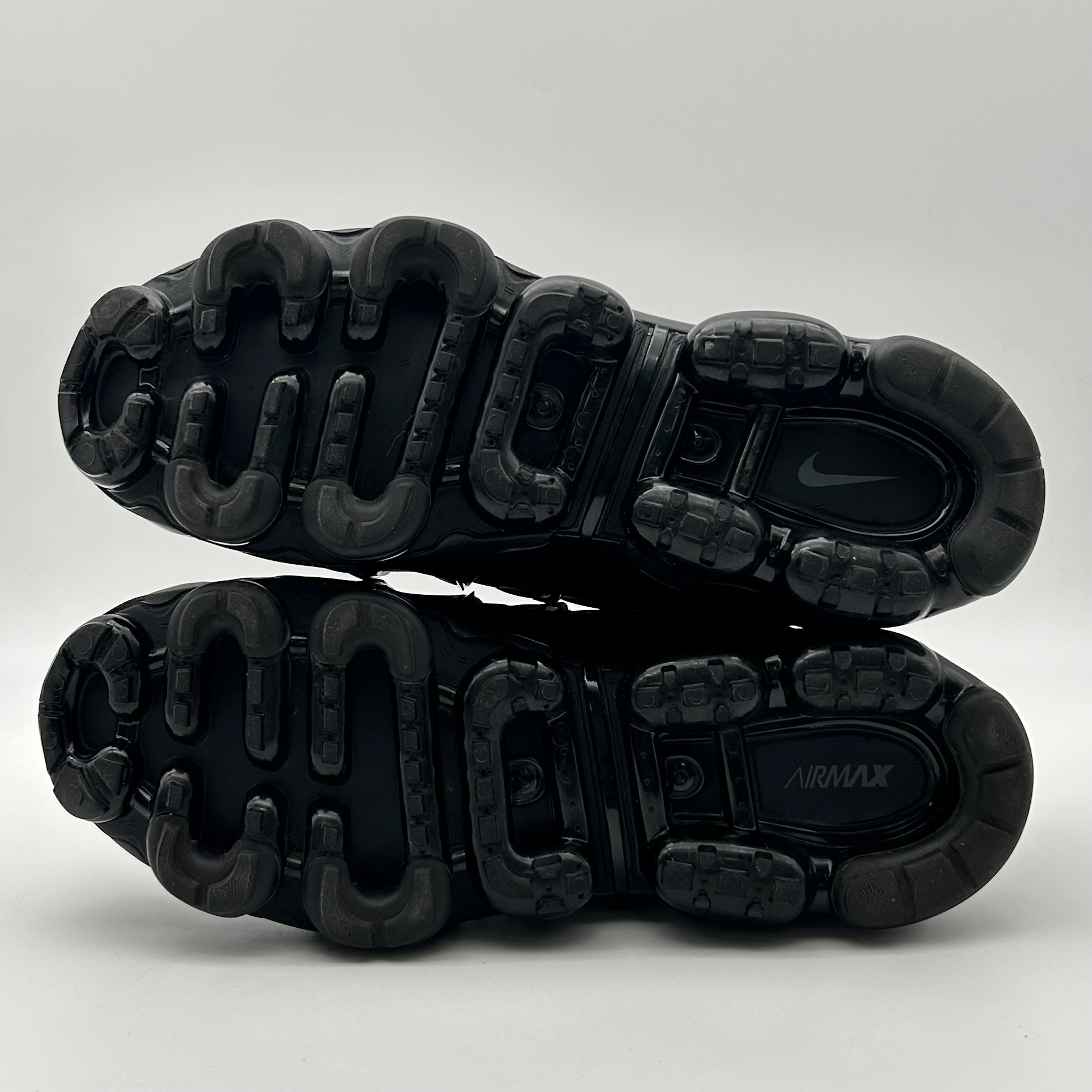 Size 11 - Nike Air VaporMax Plus Low Triple Black 924453-004