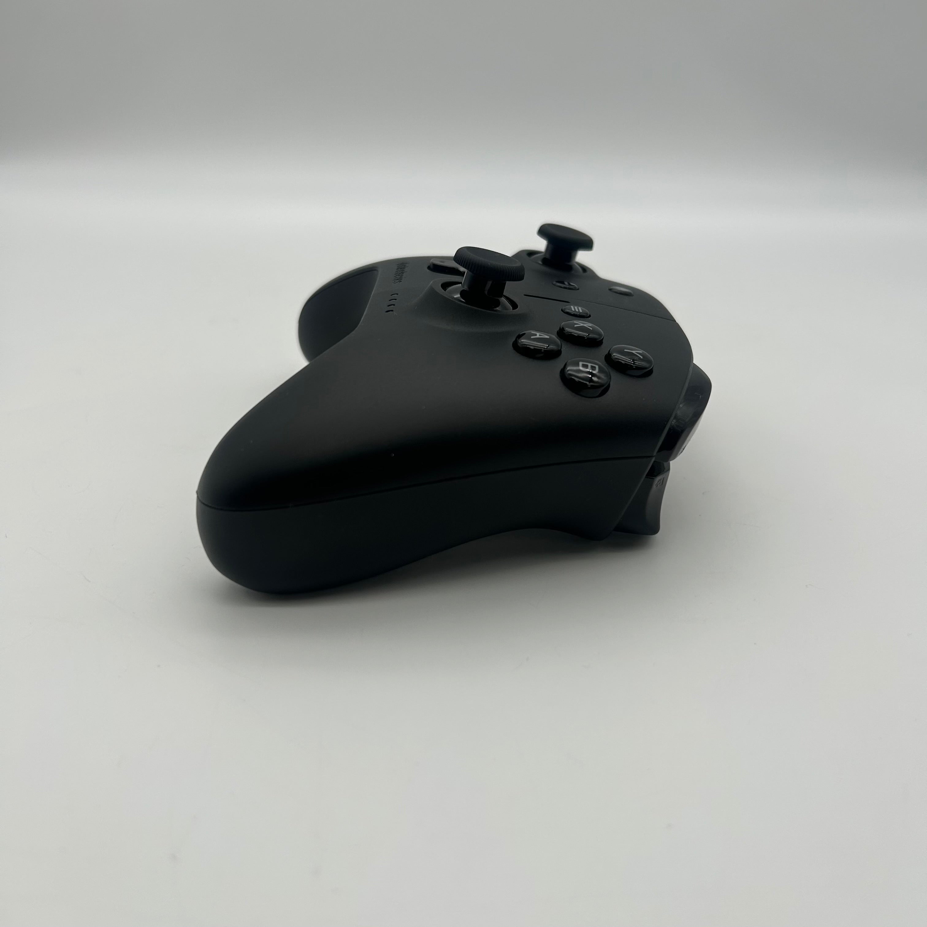 SteelSeries Nimbus Dual Mode Cloud Controller For iPhone/Android
