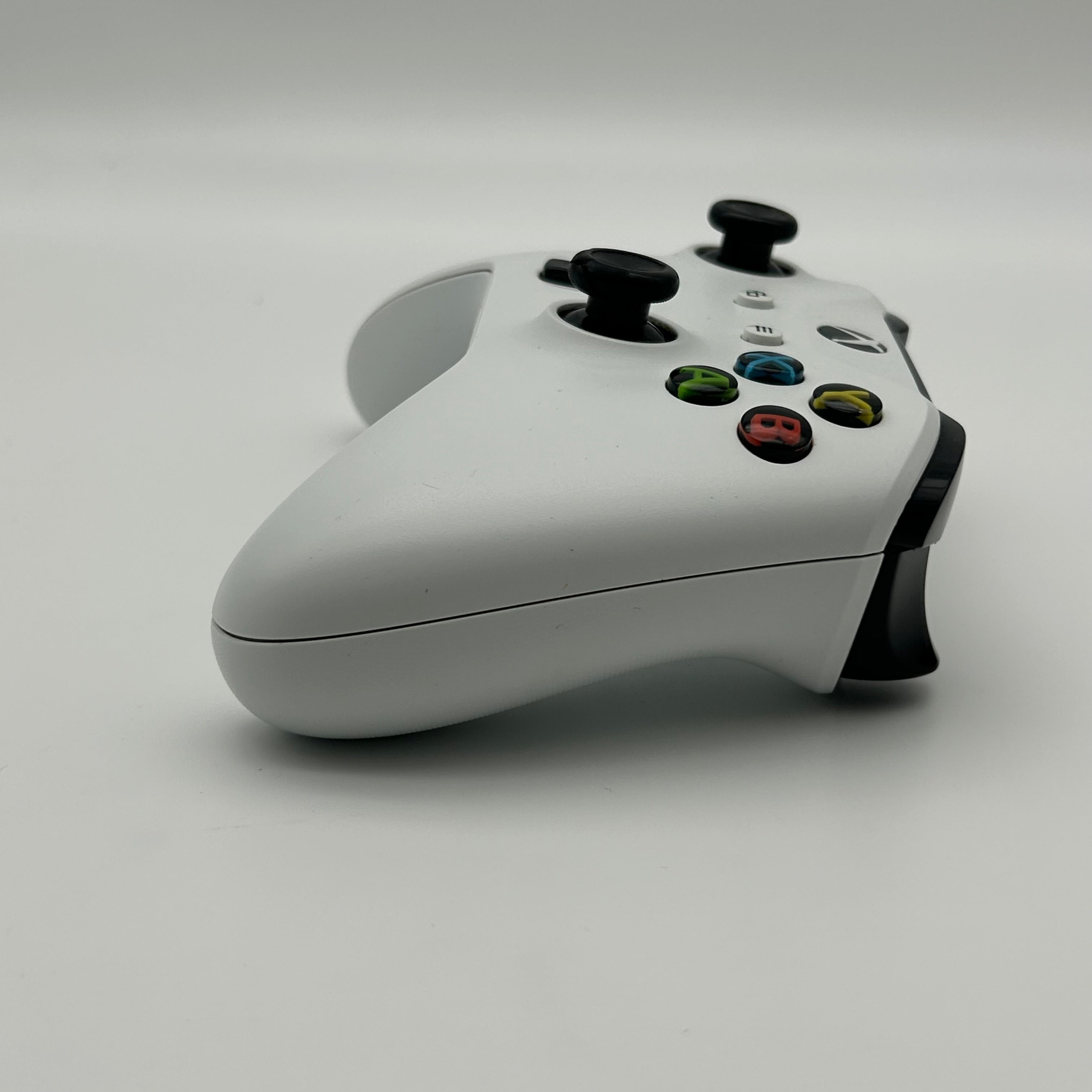 Microsoft Xbox One 1540 2015 500GB Black With Controller - Used