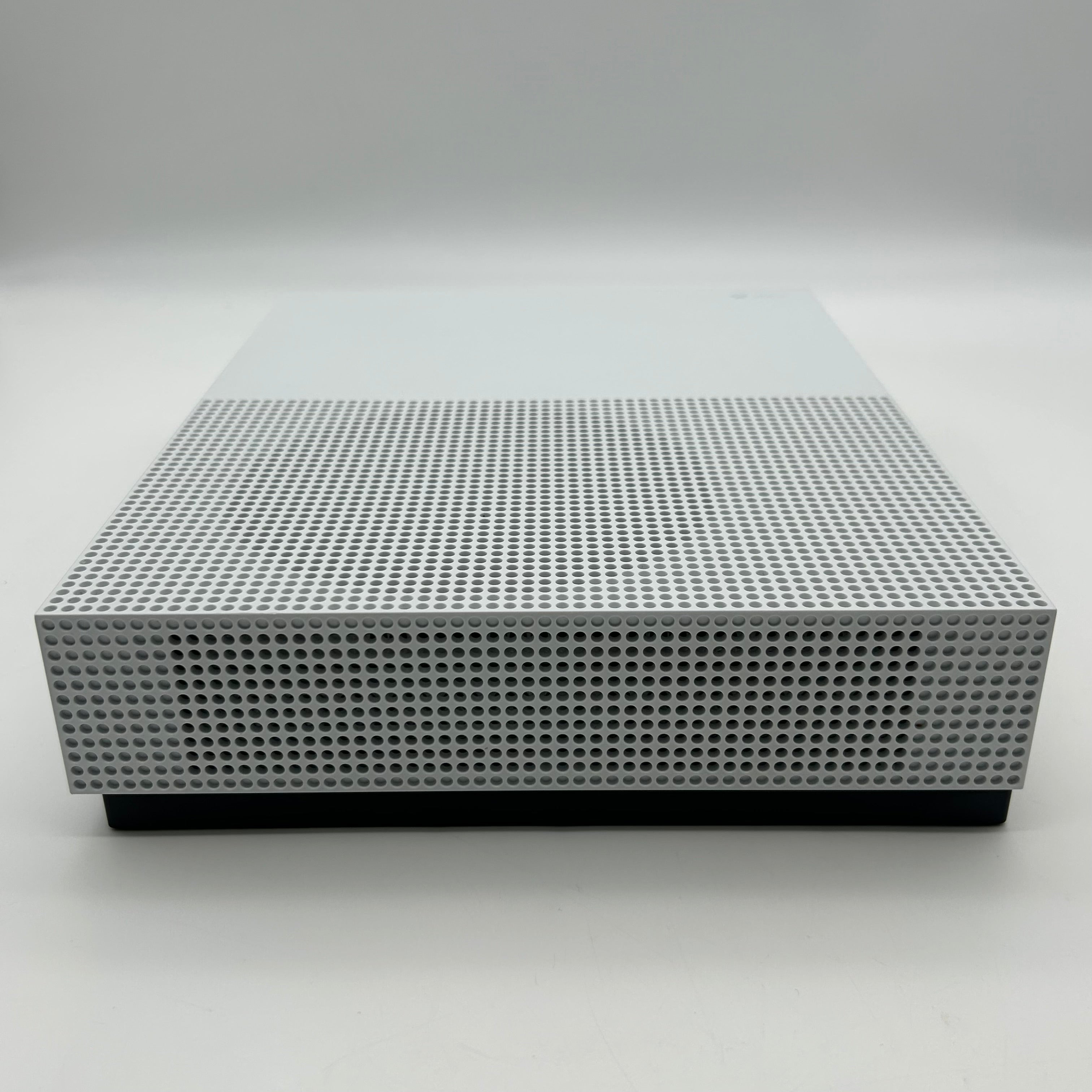 Microsoft Xbox One S 1681 1TB White Console w/ Controller & Cables  - Tested
