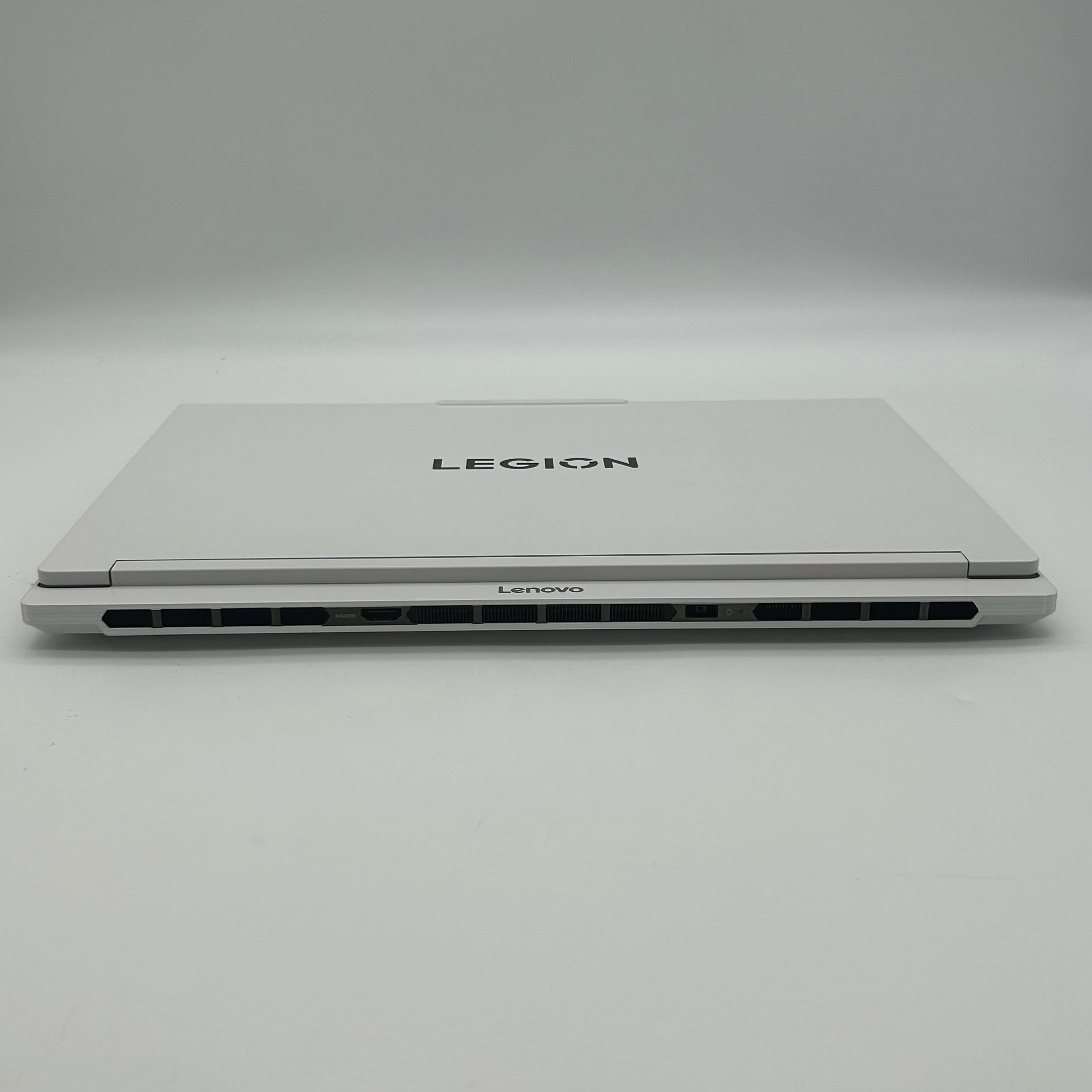 Lenovo Legion 7 16IAX10 16" Core Ultra 9 275HX 2.7GHz 32GB RAM 1TB SSD GeForce RTX 5070