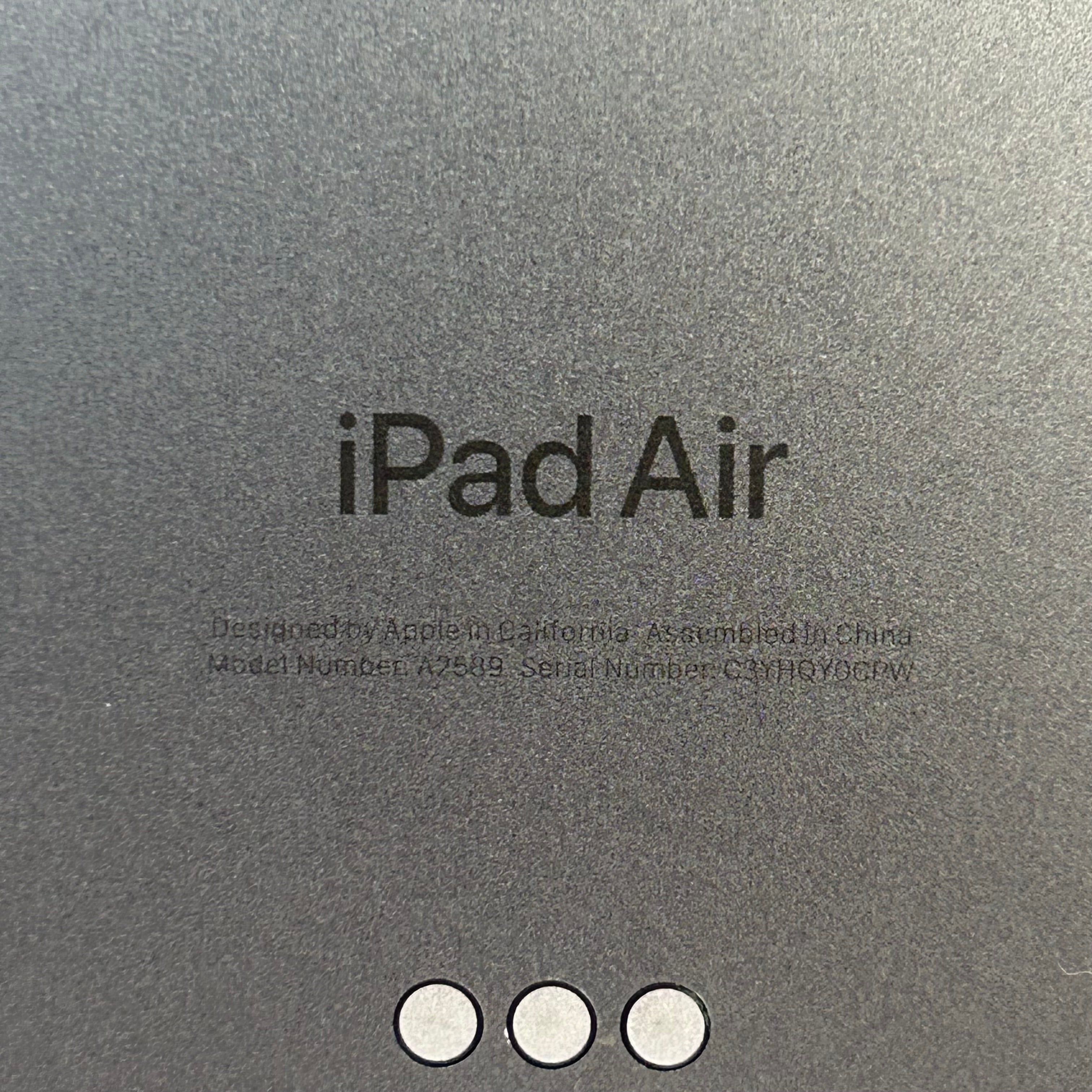 Apple iPad Air 5th Generation A2589 64GB Gray WiFi + Cellular Tablet