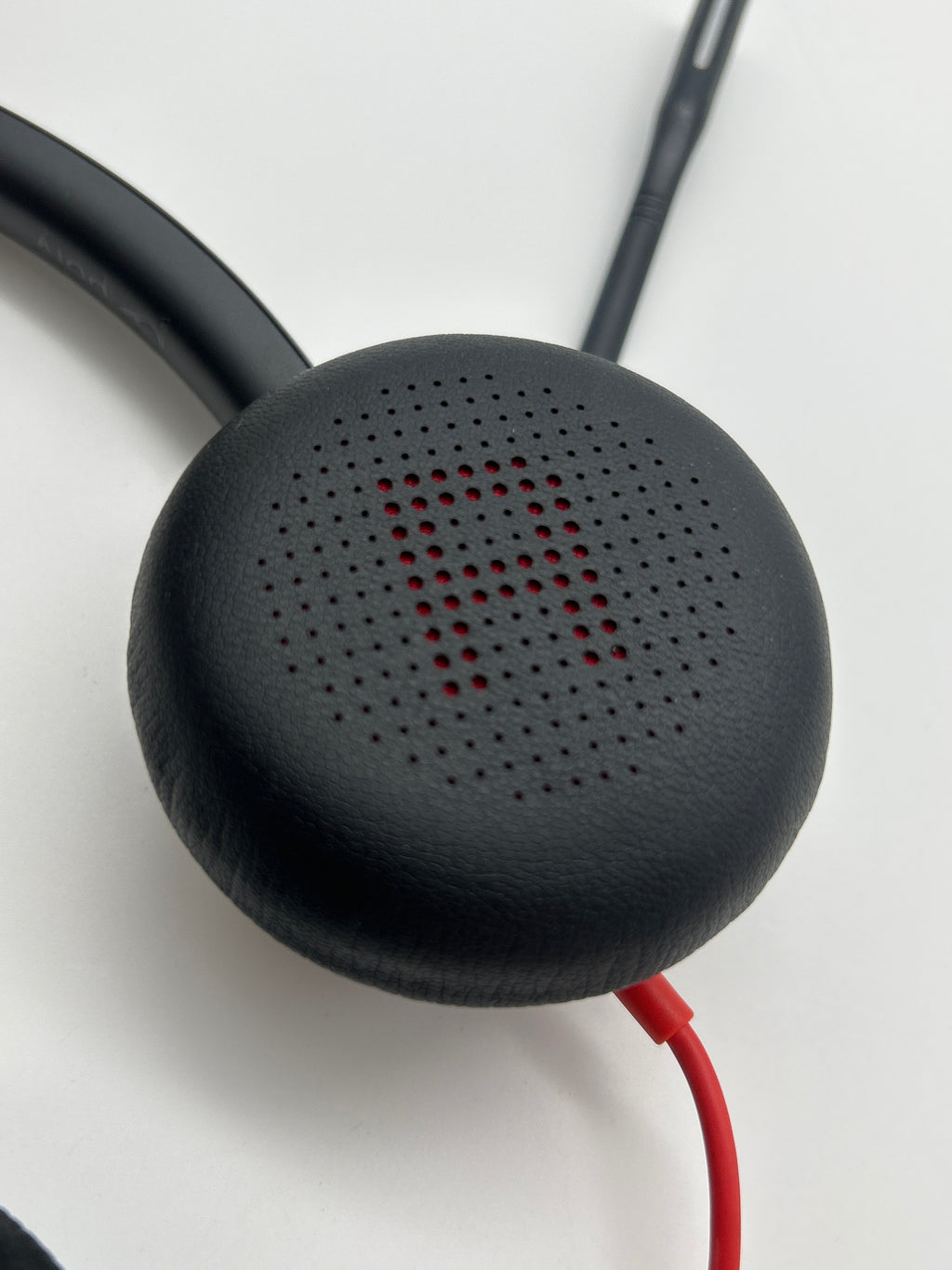 Poly Blackwire 8225 Headphones - Used With Box