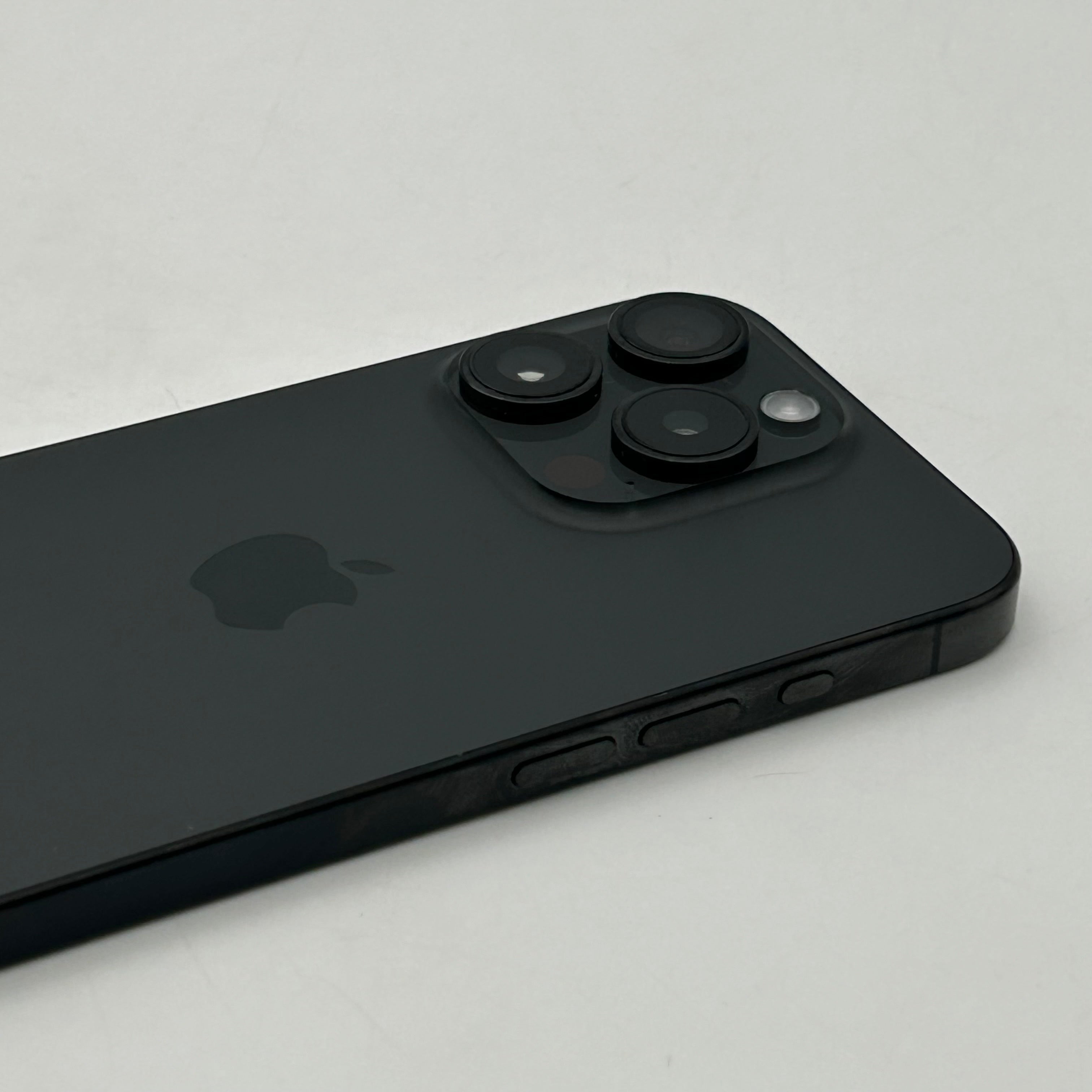Apple iPhone 15 Pro - 128 GB - Black Titanium (T-Mobile) READ