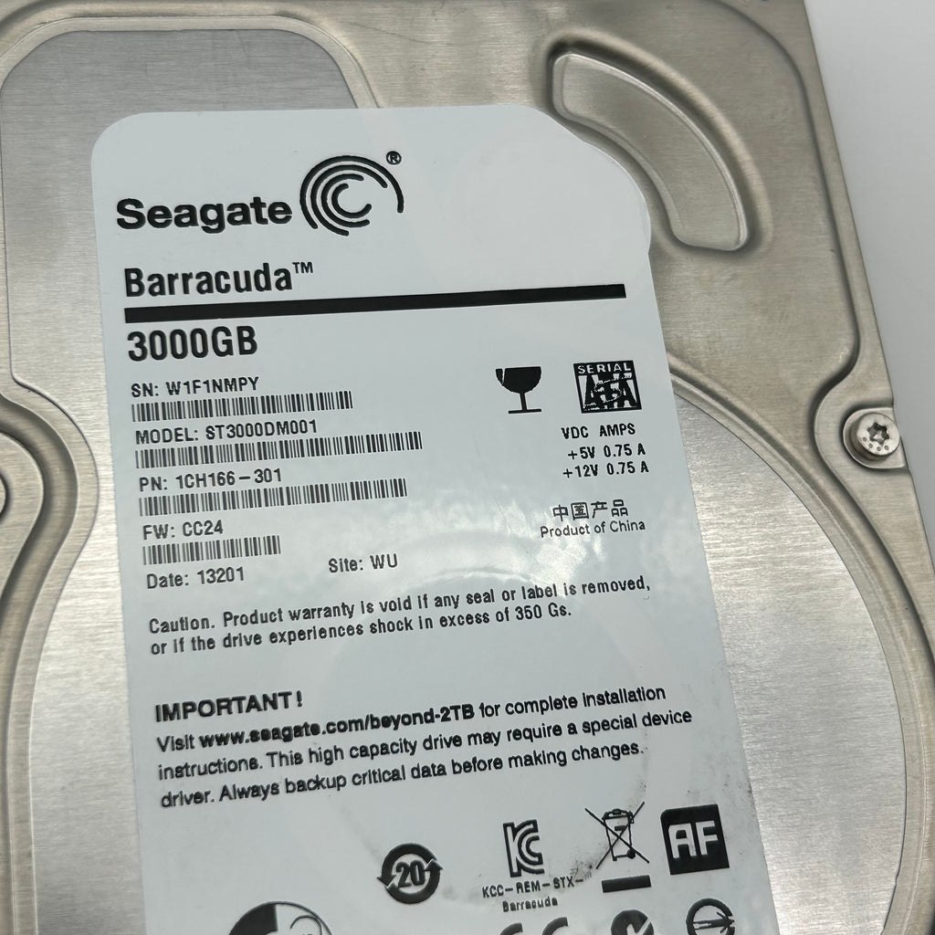 Lot of 5 Seagate 3TB 3000GB Desktop 3.5" Hard Drives ST3000DM01 - Untested As-Is