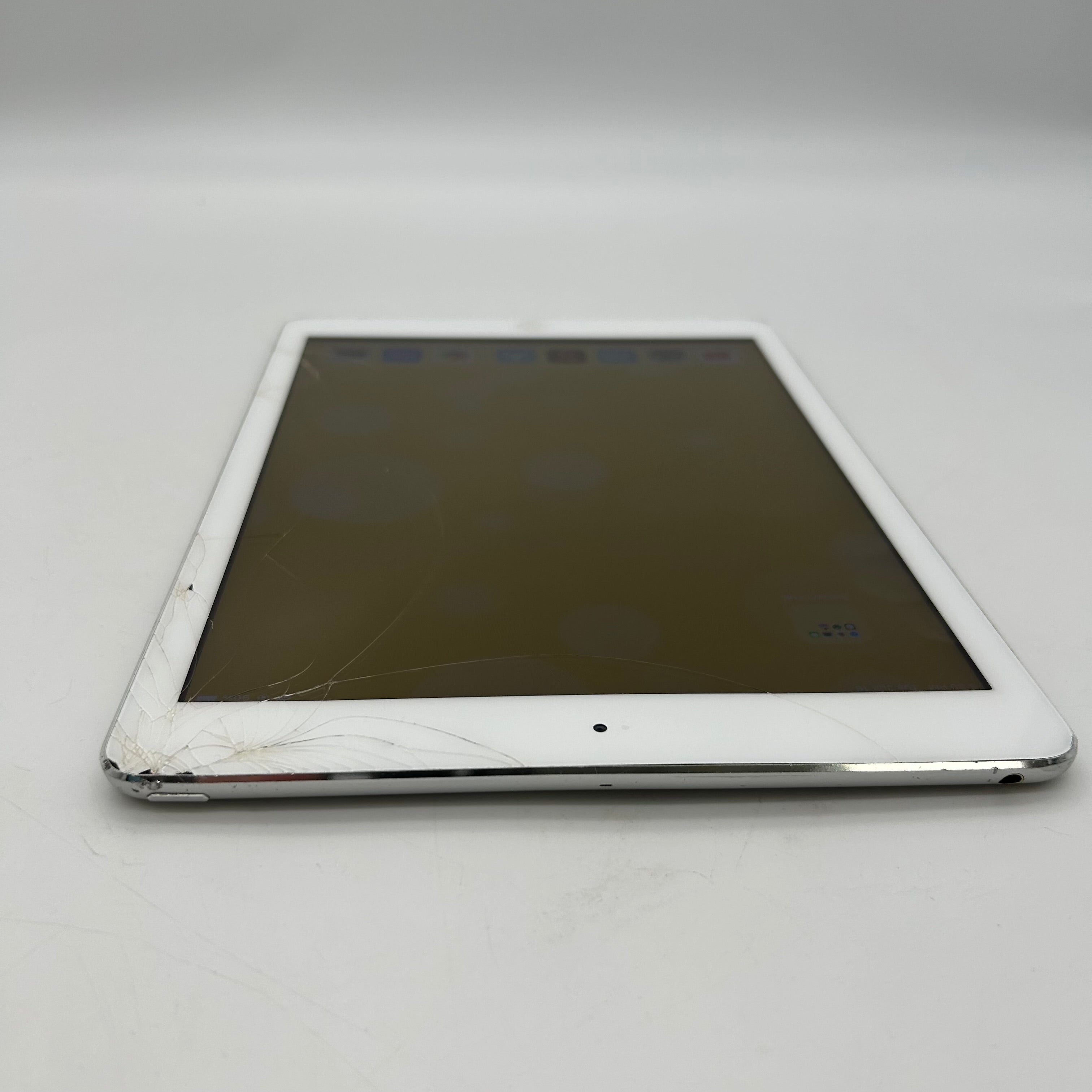 Apple iPad Air 1st Gen A1474 32GB Wi-Fi Only READ