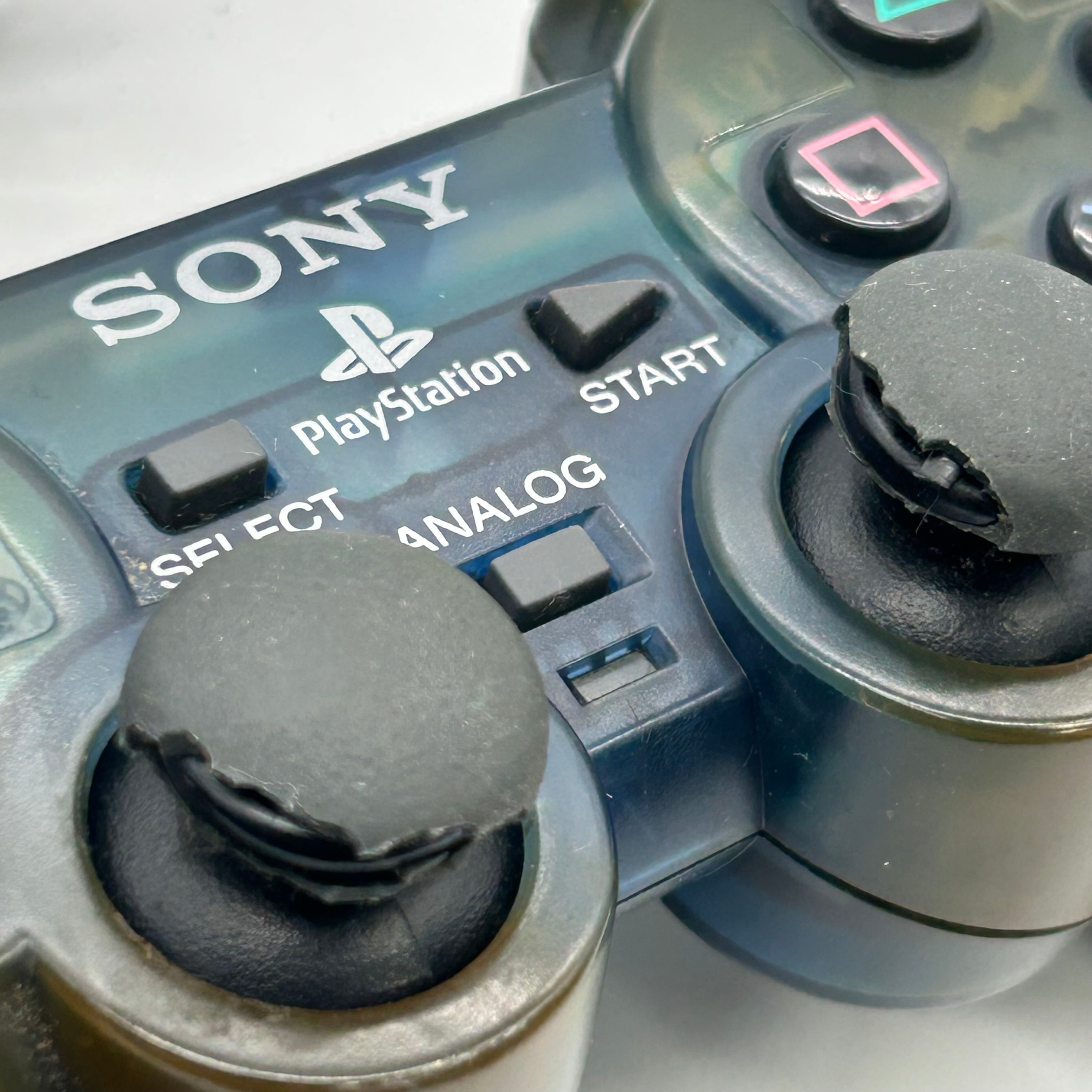 Sony PlayStation 2 PS2 Fat Console Bundle SCPH-50001 - 4 Games - Missing Tray Faceplate