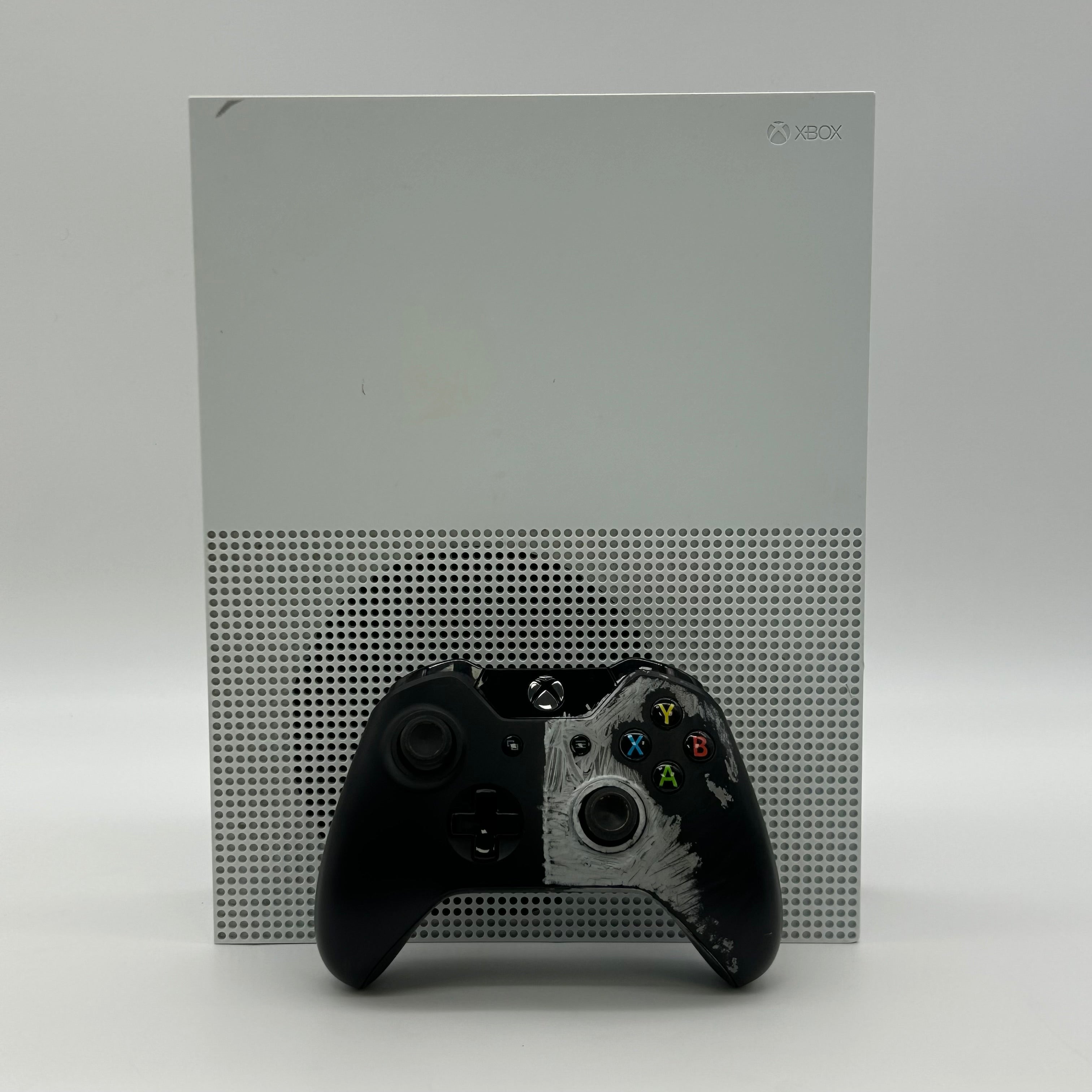 Xbox One S (1681) 500GB White Console Bundle - Controller & Power Cord - Tested