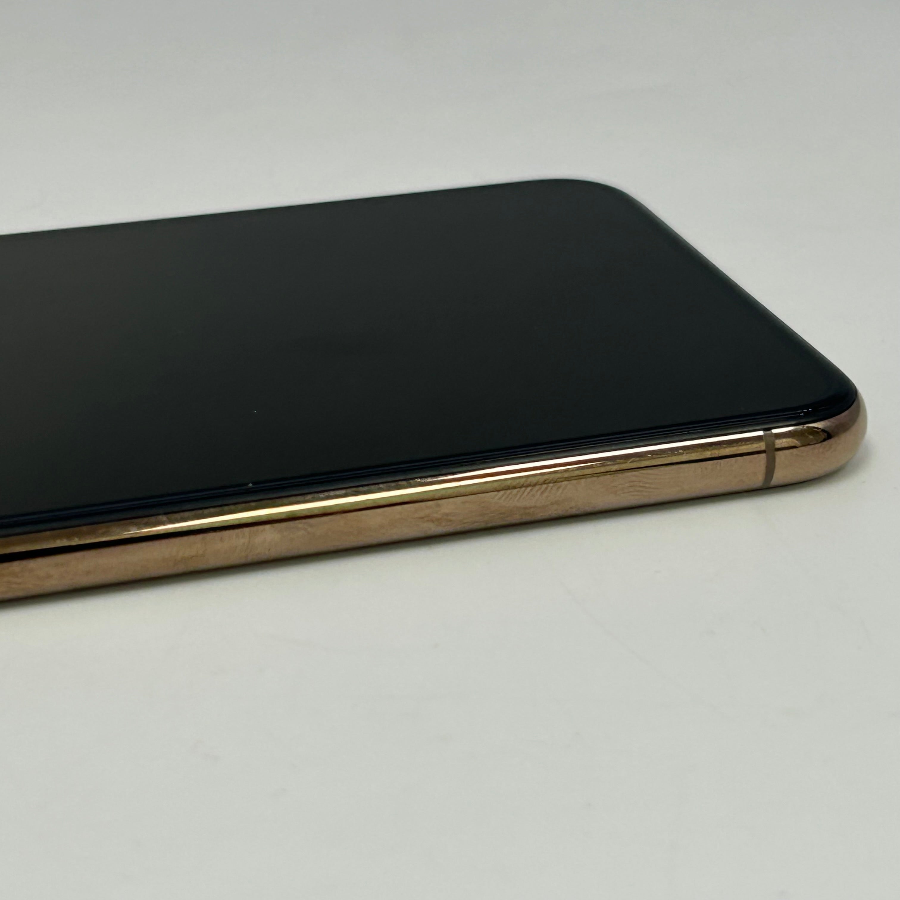 Apple iPhone 11 Pro Max A2161 Unlocked 64GB Gold 83% BH