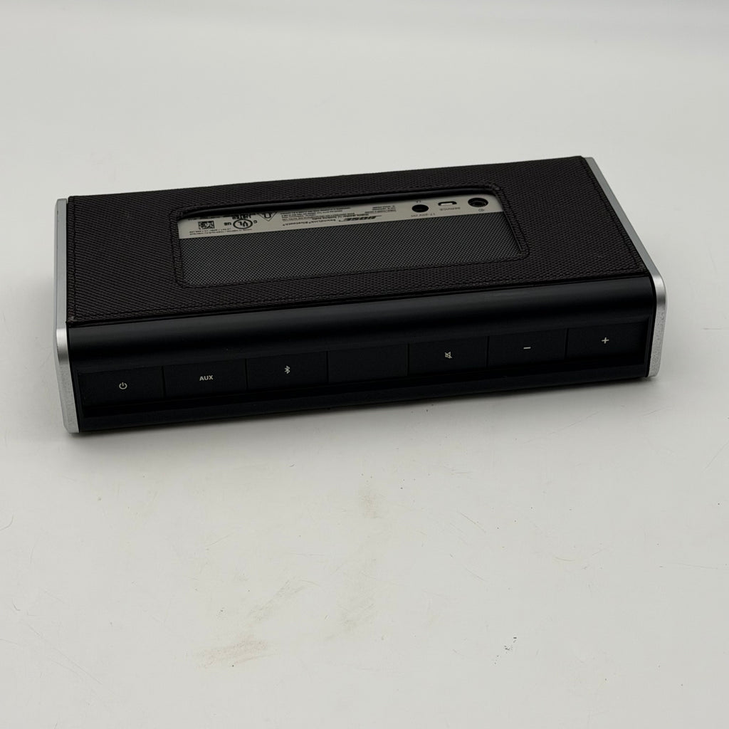 Bose SoundLink Wireless Mobile Speaker Bluetooth Black 404600 - Tested