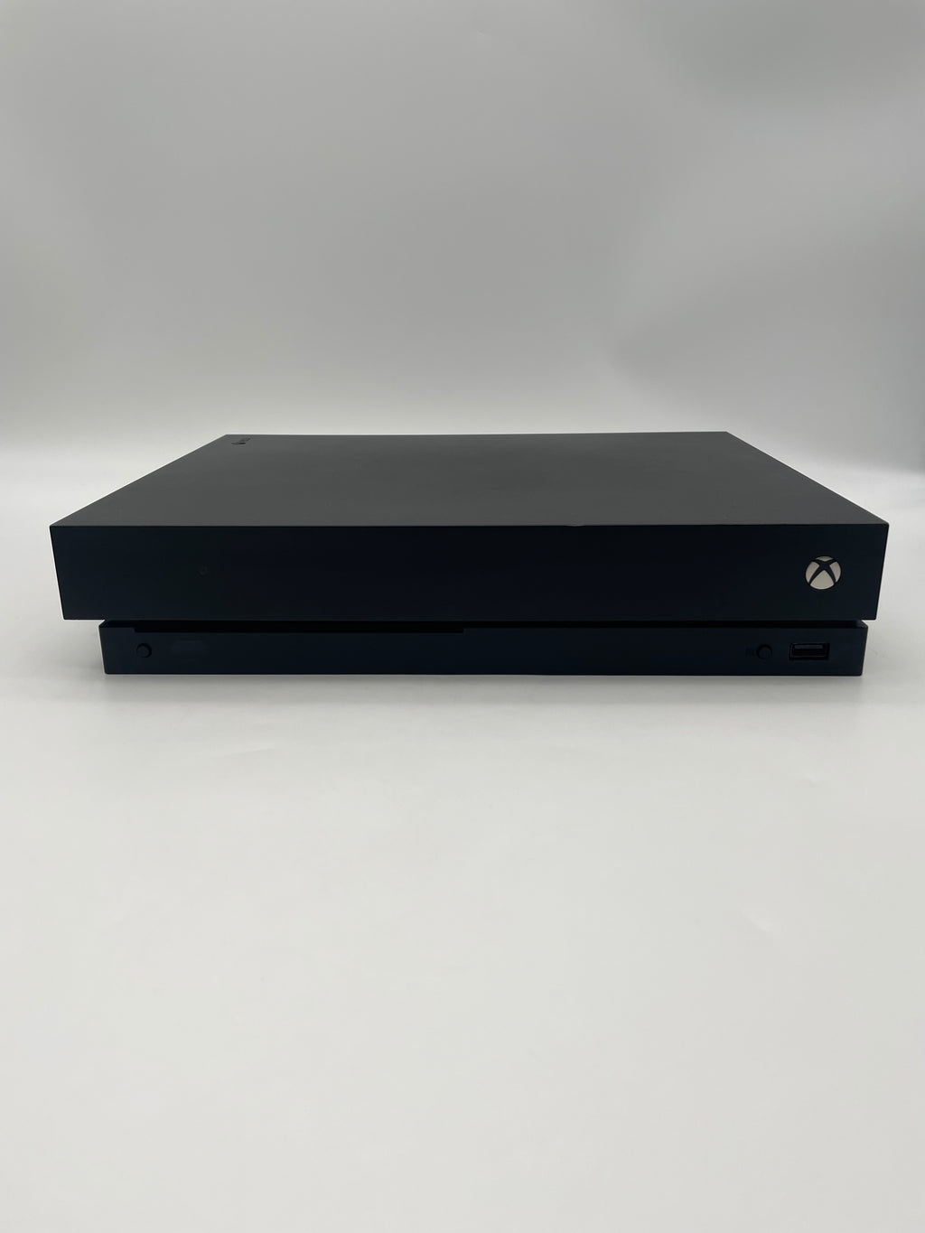 Microsoft Xbox One X 1TB 1787 Console Bundle w/ Cords & Controller
