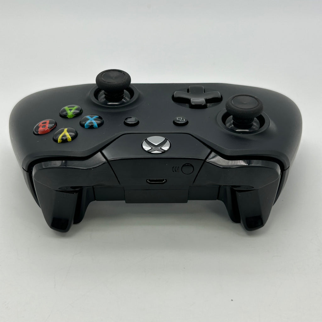 Microsoft Xbox One 500GB Black Console with Box, Controller, Game & Kinect
