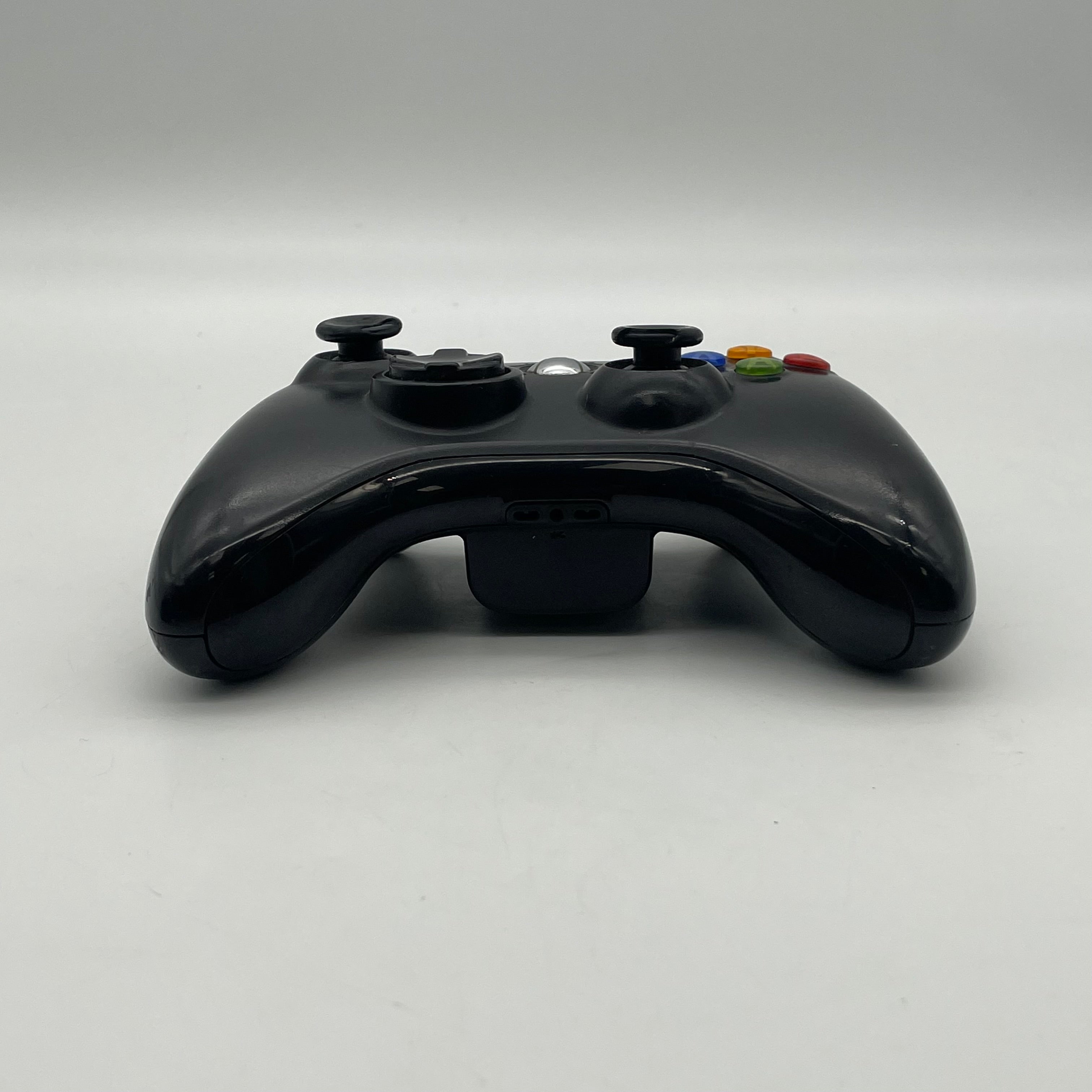 Microsoft Xbox 360 S 1439 500GB Bundle w/ Games And Controller