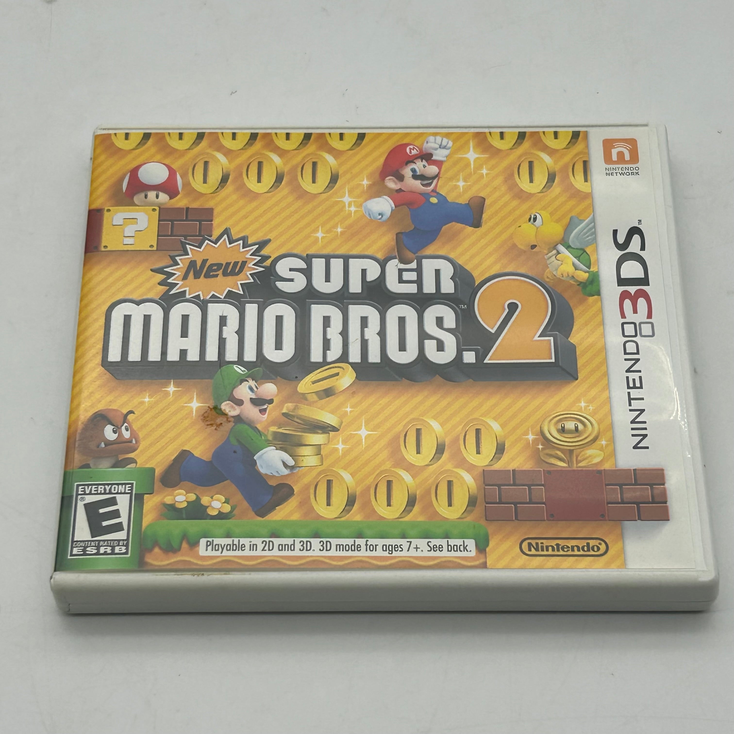 Nintendo 3DS (CTR-001) 2011 Aqua Blue w/ 2GB SD Card, Stylus, Cable, and a Game