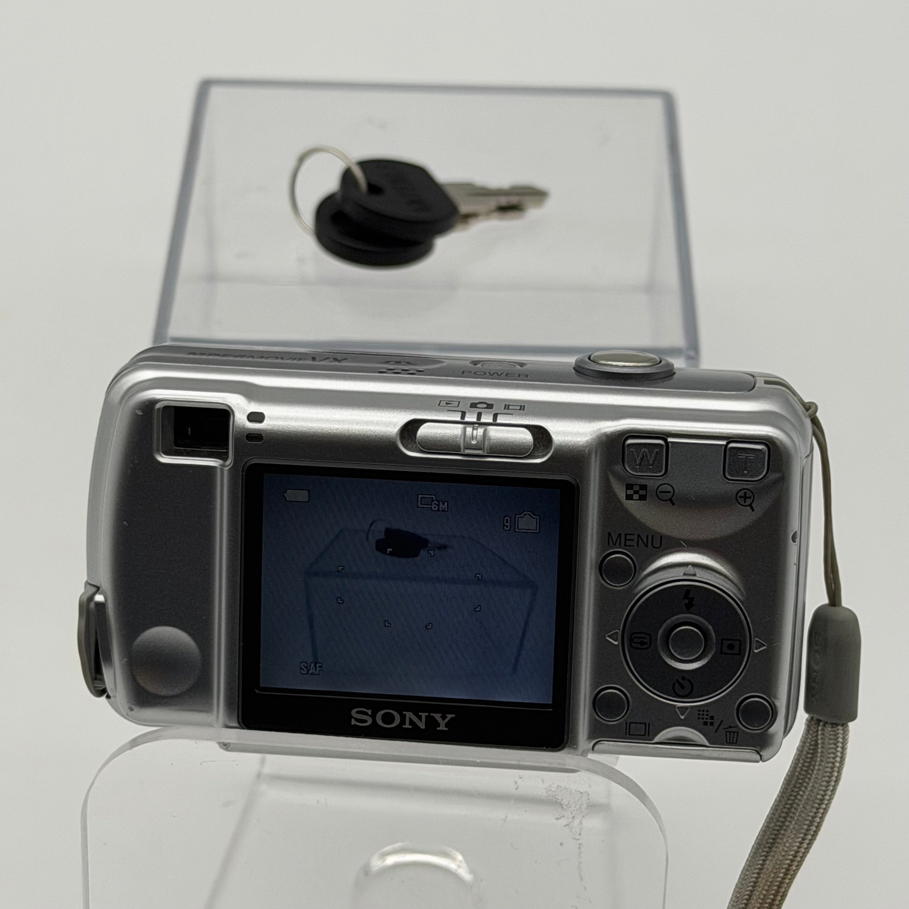 Sony Digital Camera Cybershot DSC-S600 6.0MP Silver - Tested