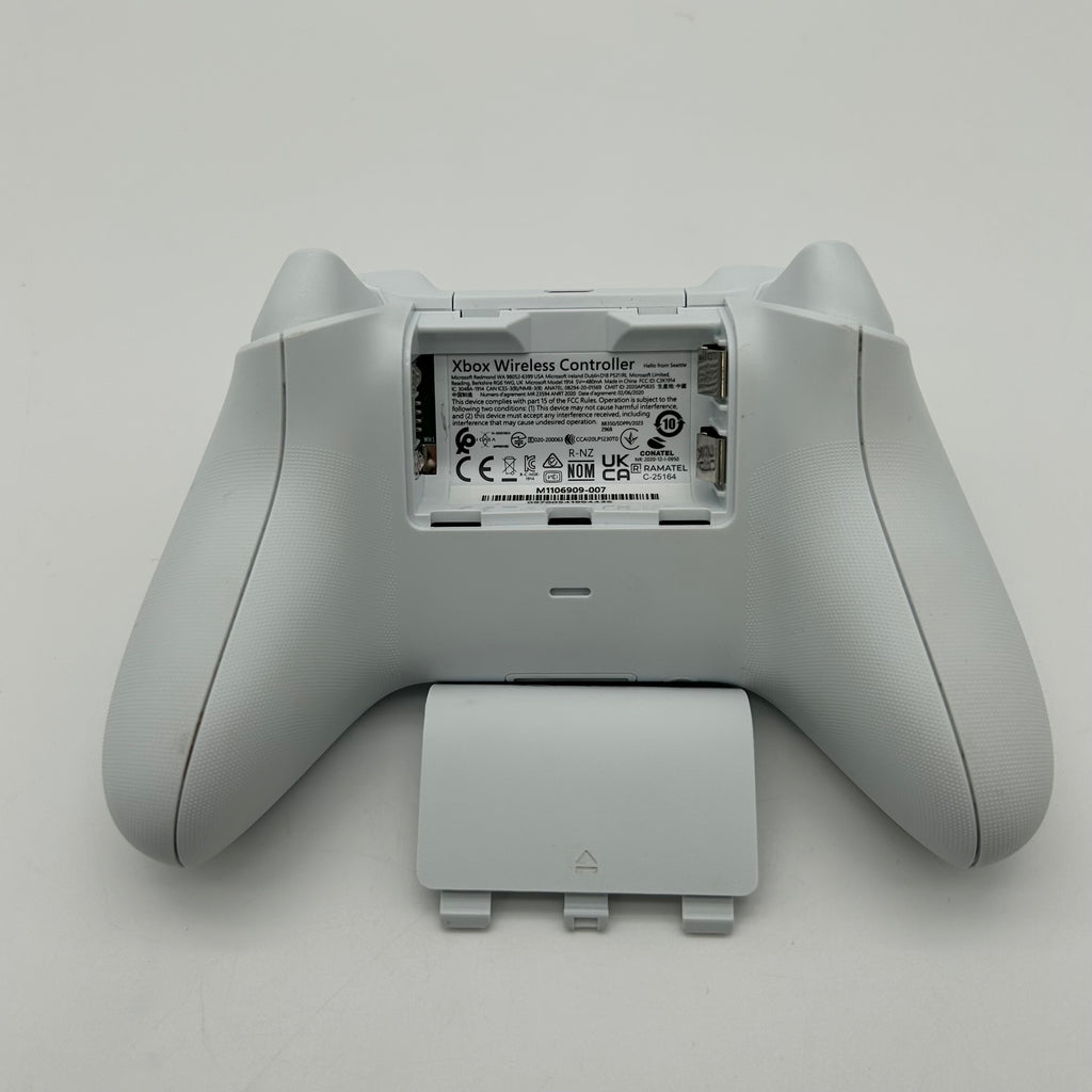 Microsoft Xbox Series S 1883 512GB Video Game Console - White - Used