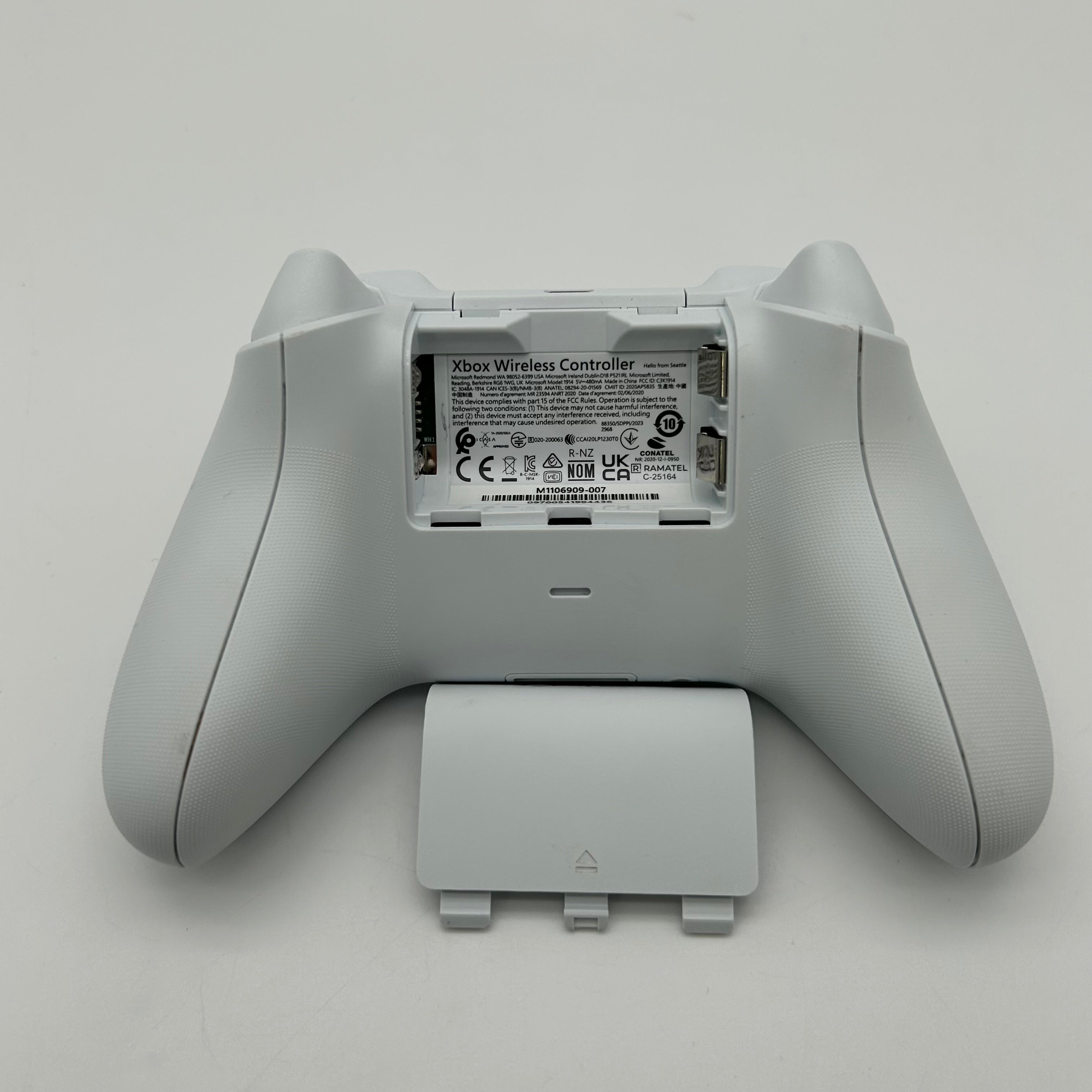 Microsoft Xbox Series S 1883 512GB Video Game Console - White - Used