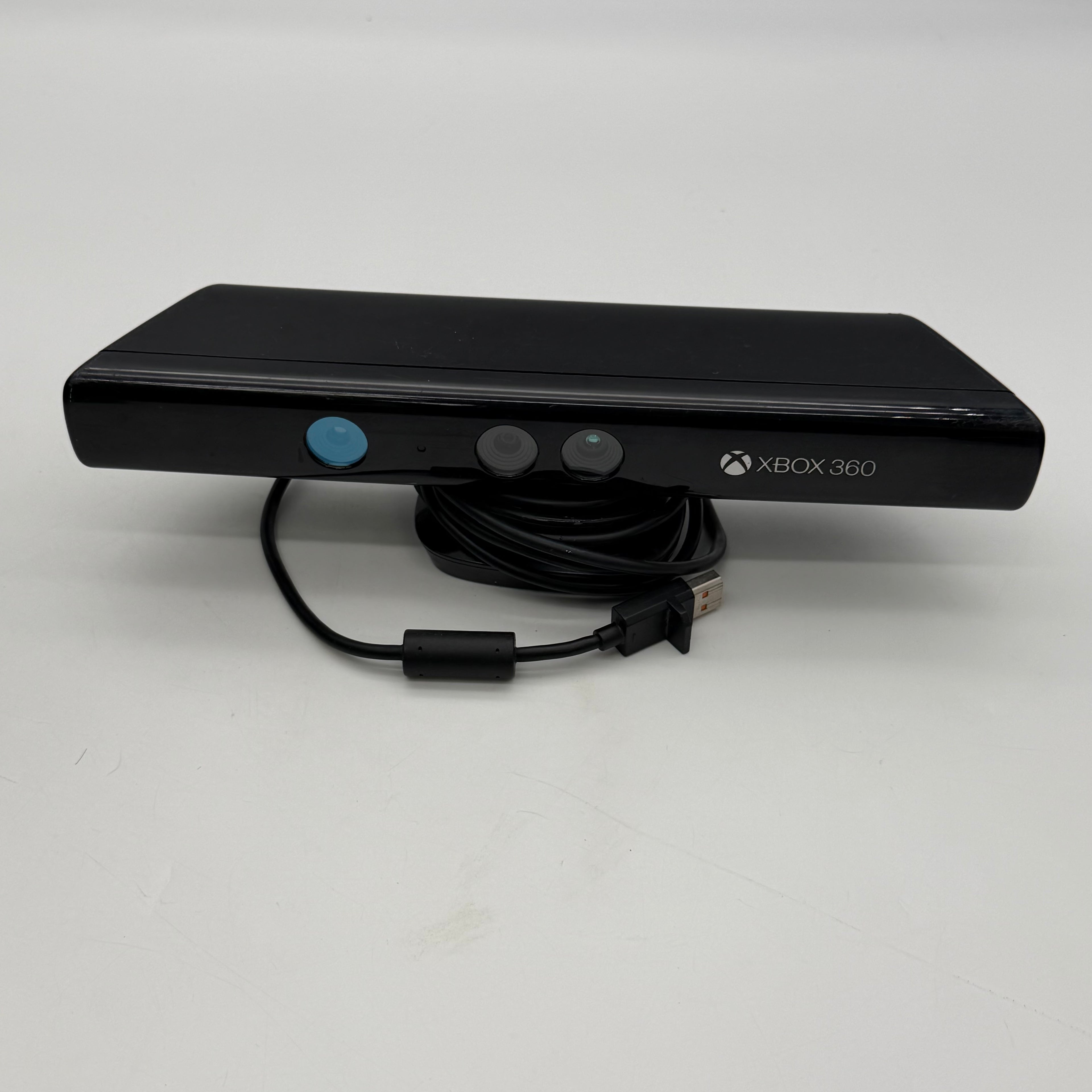 Microsoft Xbox 360 E (1538) 2013 Console Bundle 120GB Black with Kinect 360 & 4 Games