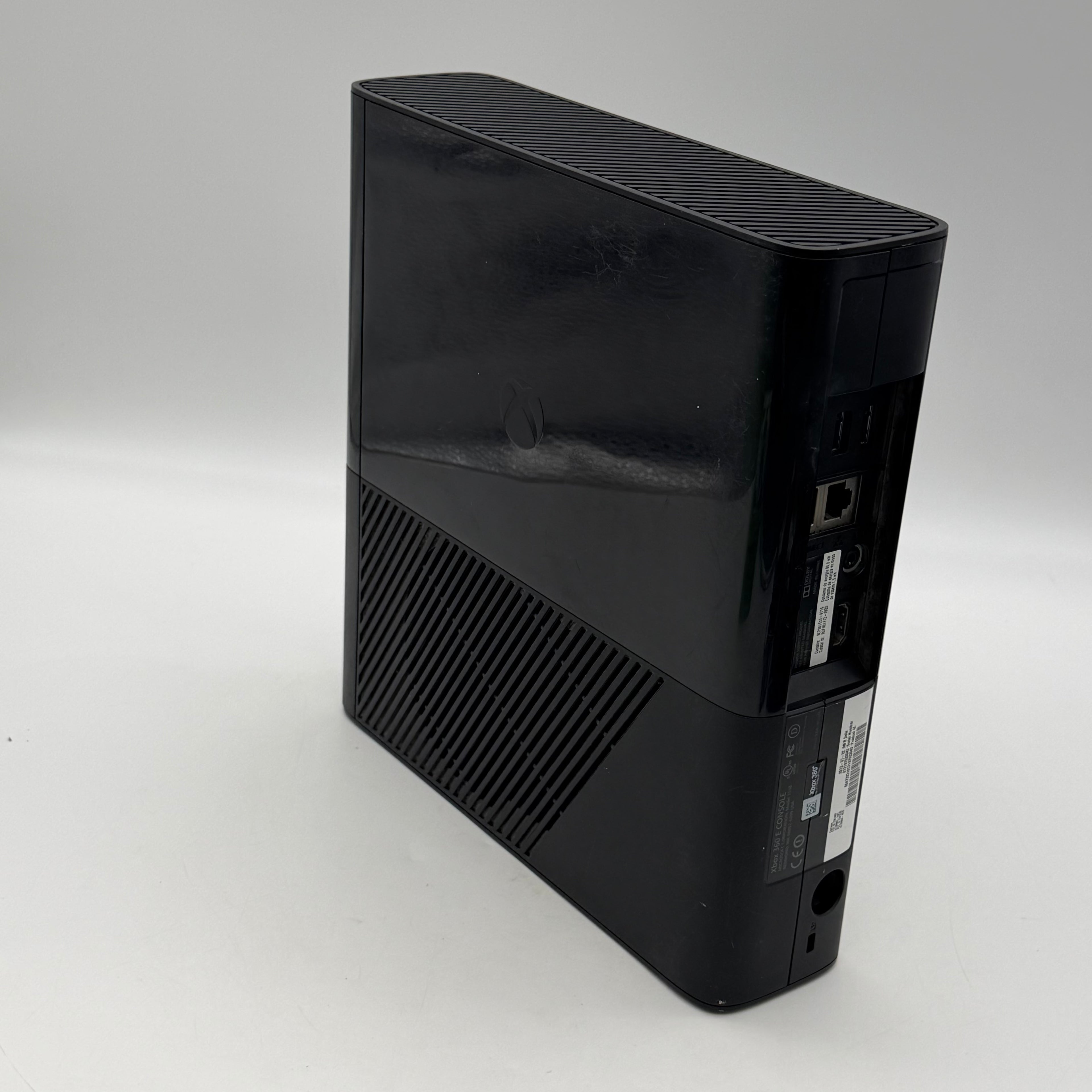 Microsoft Xbox 360 E (1538) 2013 Console Bundle 120GB Black with Kinect 360 & 4 Games