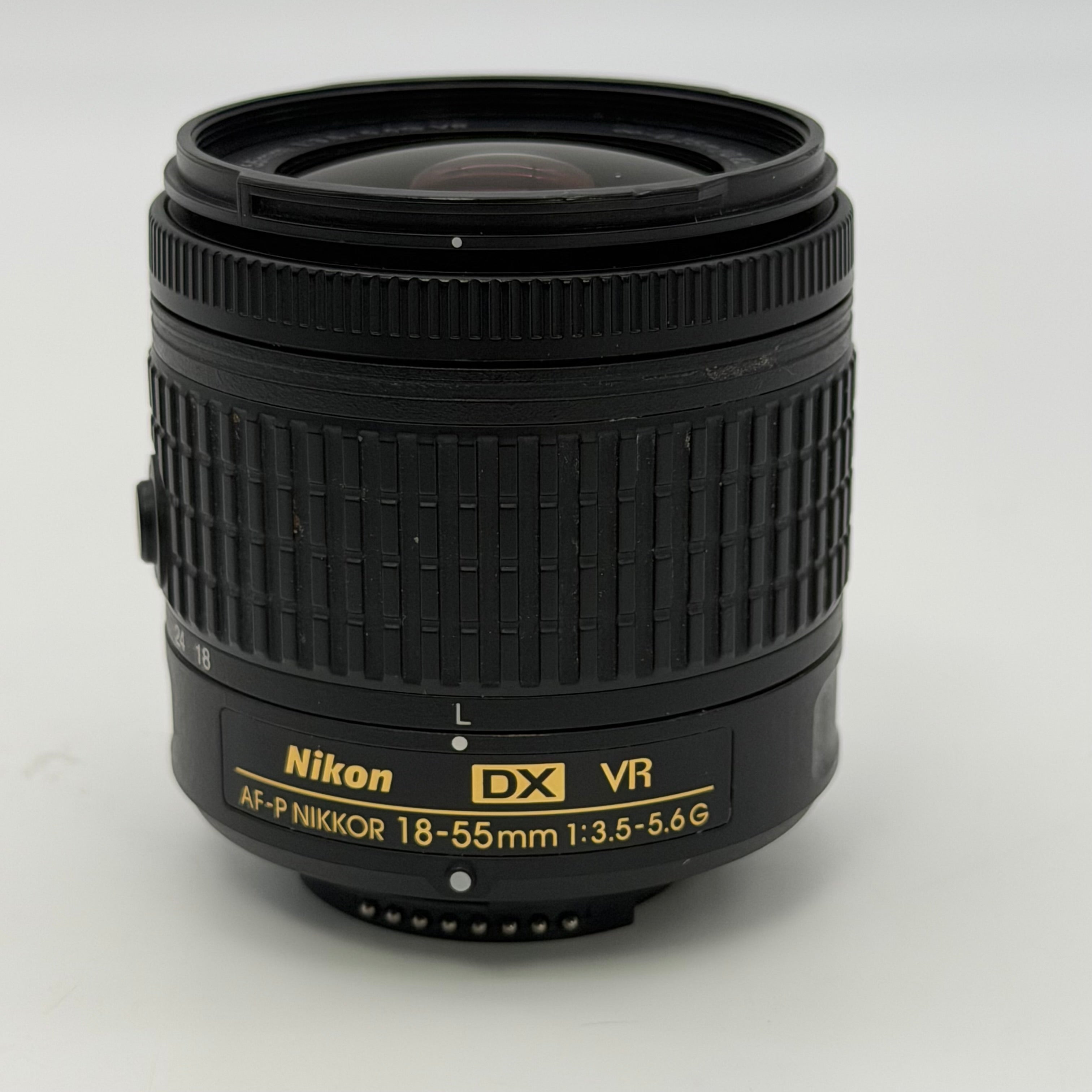 Nikon D3400 Digital SLR Camera 24.2MP + AF-P DX VR 18-55mm Lens & 2 Batteries