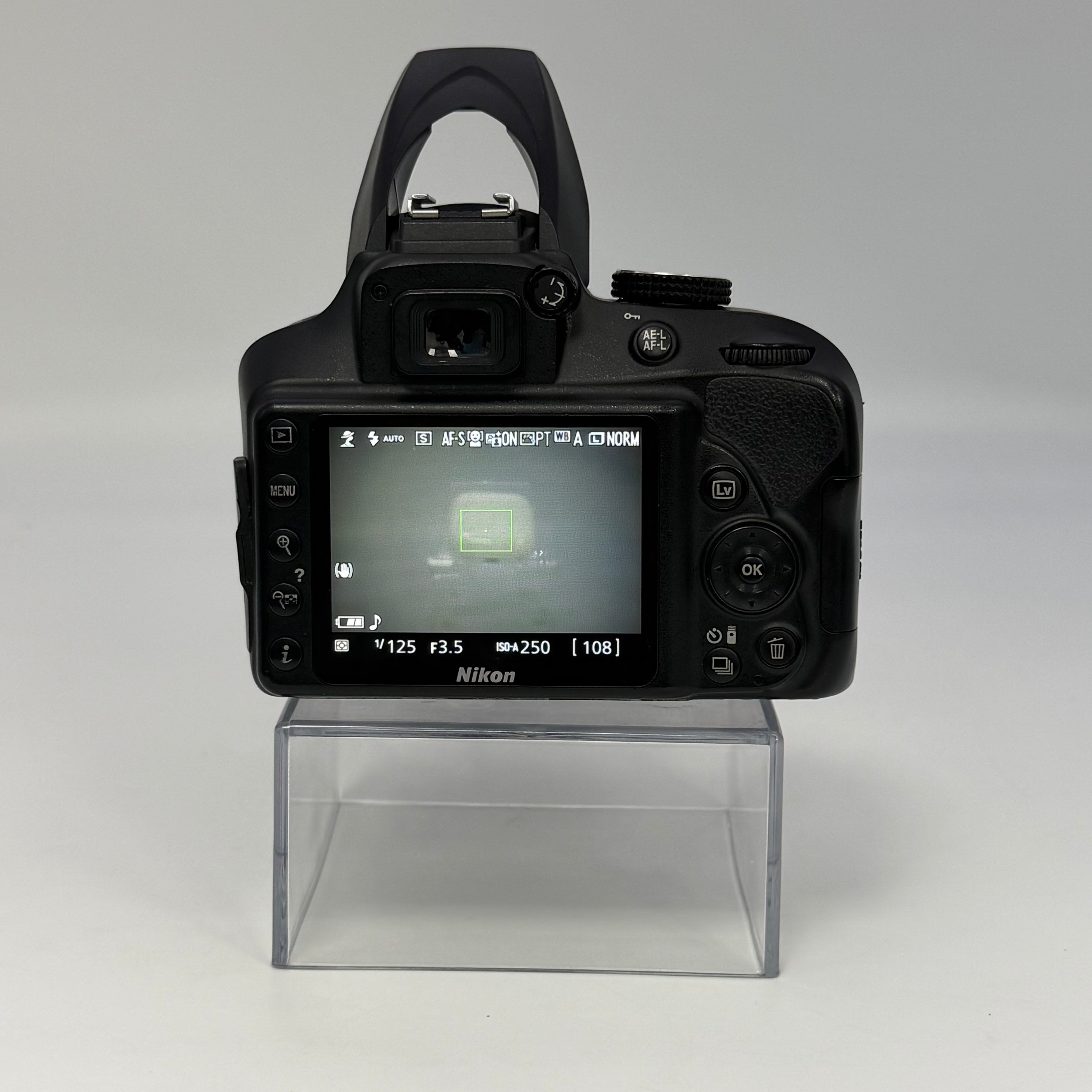Nikon D3400 Digital SLR Camera 24.2MP + AF-P DX VR 18-55mm Lens & 2 Batteries
