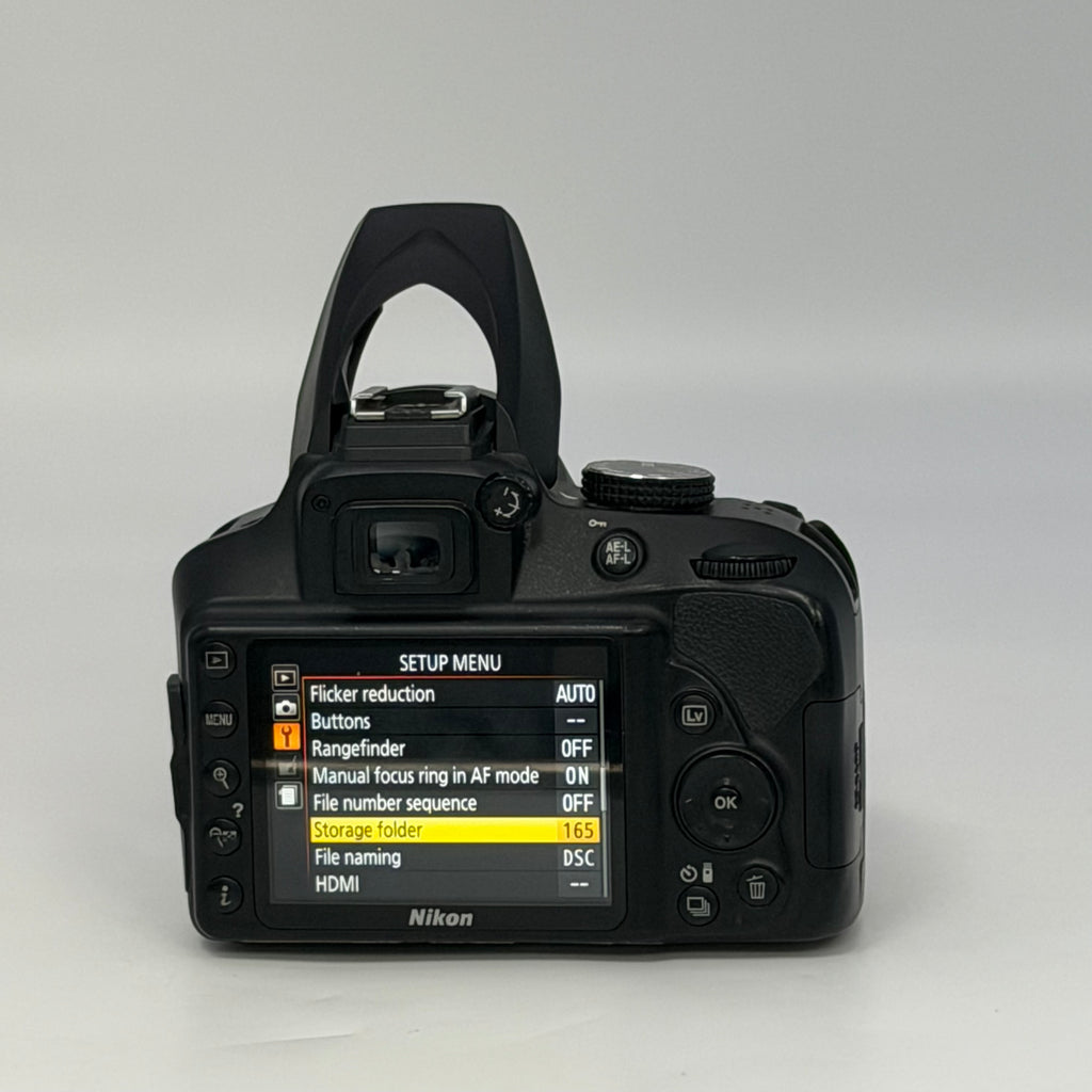 Nikon D3400 Digital SLR Camera 24.2MP + AF-P DX VR 18-55mm Lens & 2 Batteries