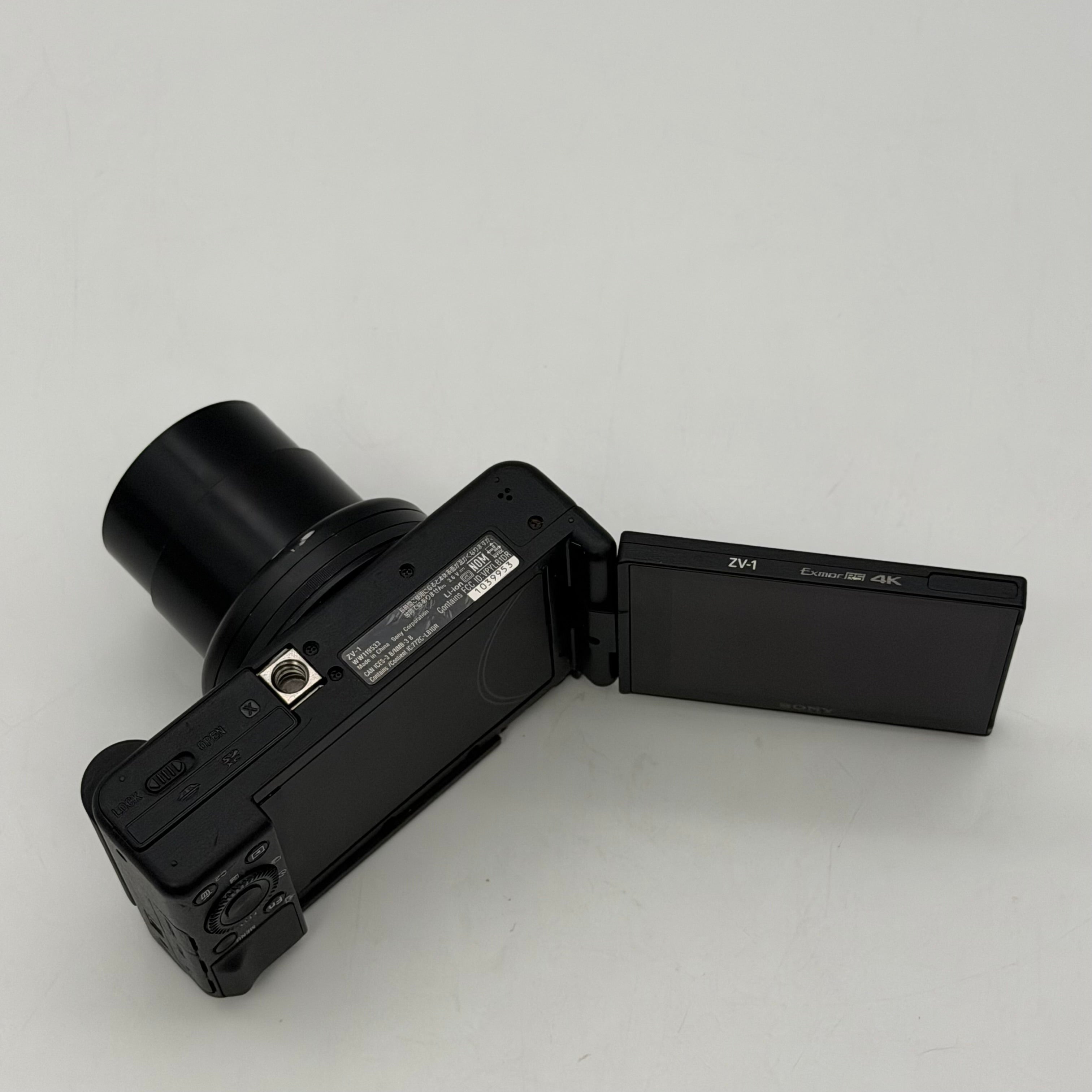 Broken Sony ZV-1F 20.1MP Compact Digital Camera READ