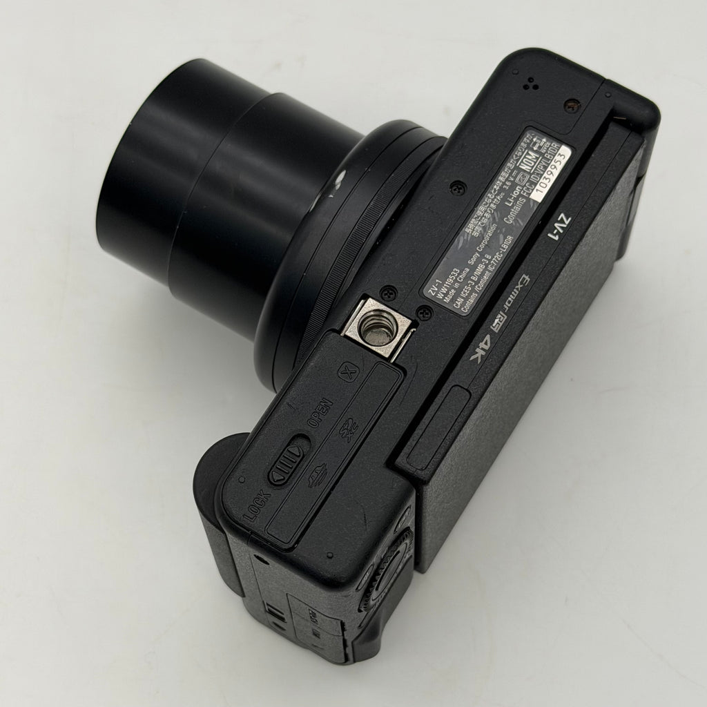Broken Sony ZV-1F 20.1MP Compact Digital Camera READ
