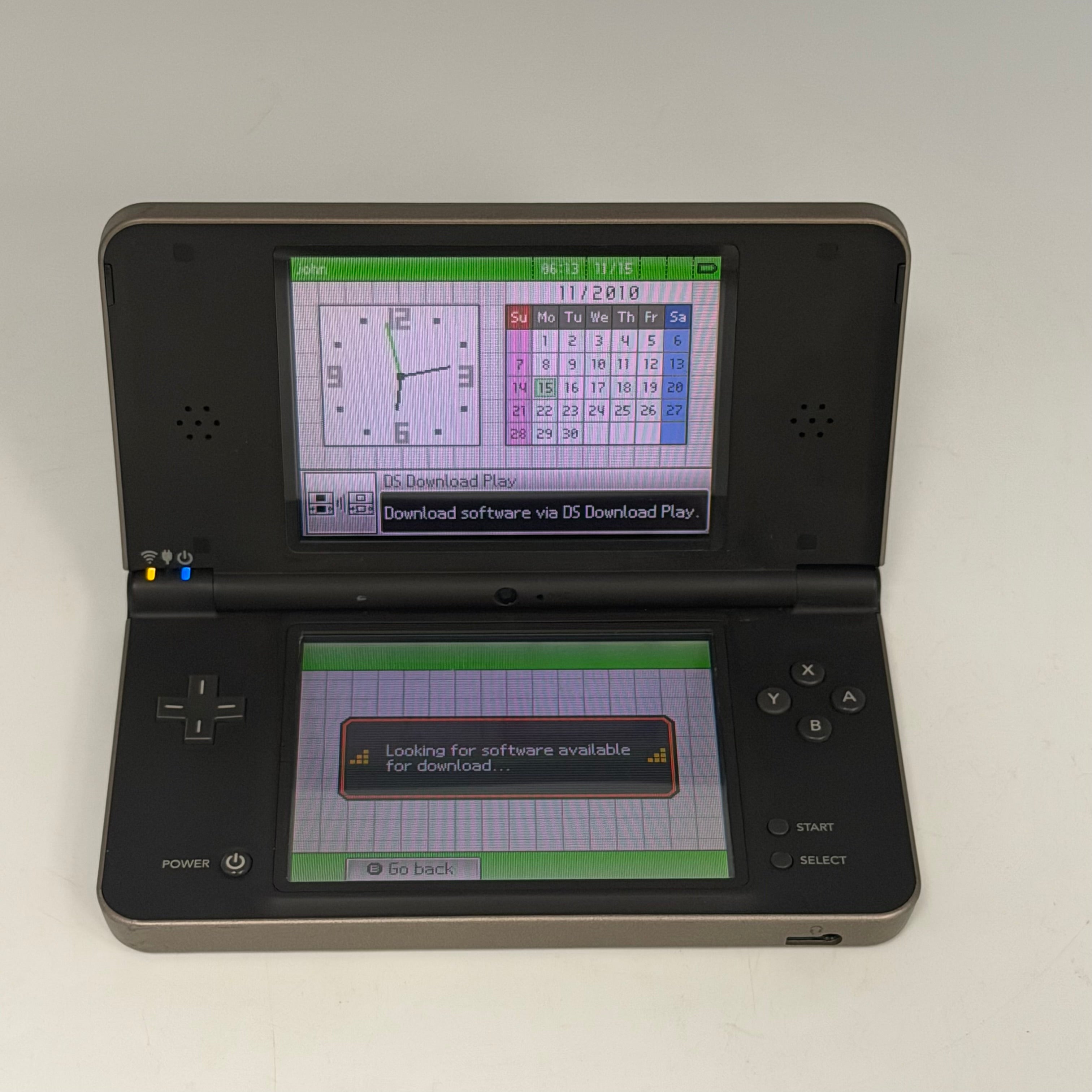 Nintendo DSi XL Handheld System Black - No Stylus & Charger - Tested