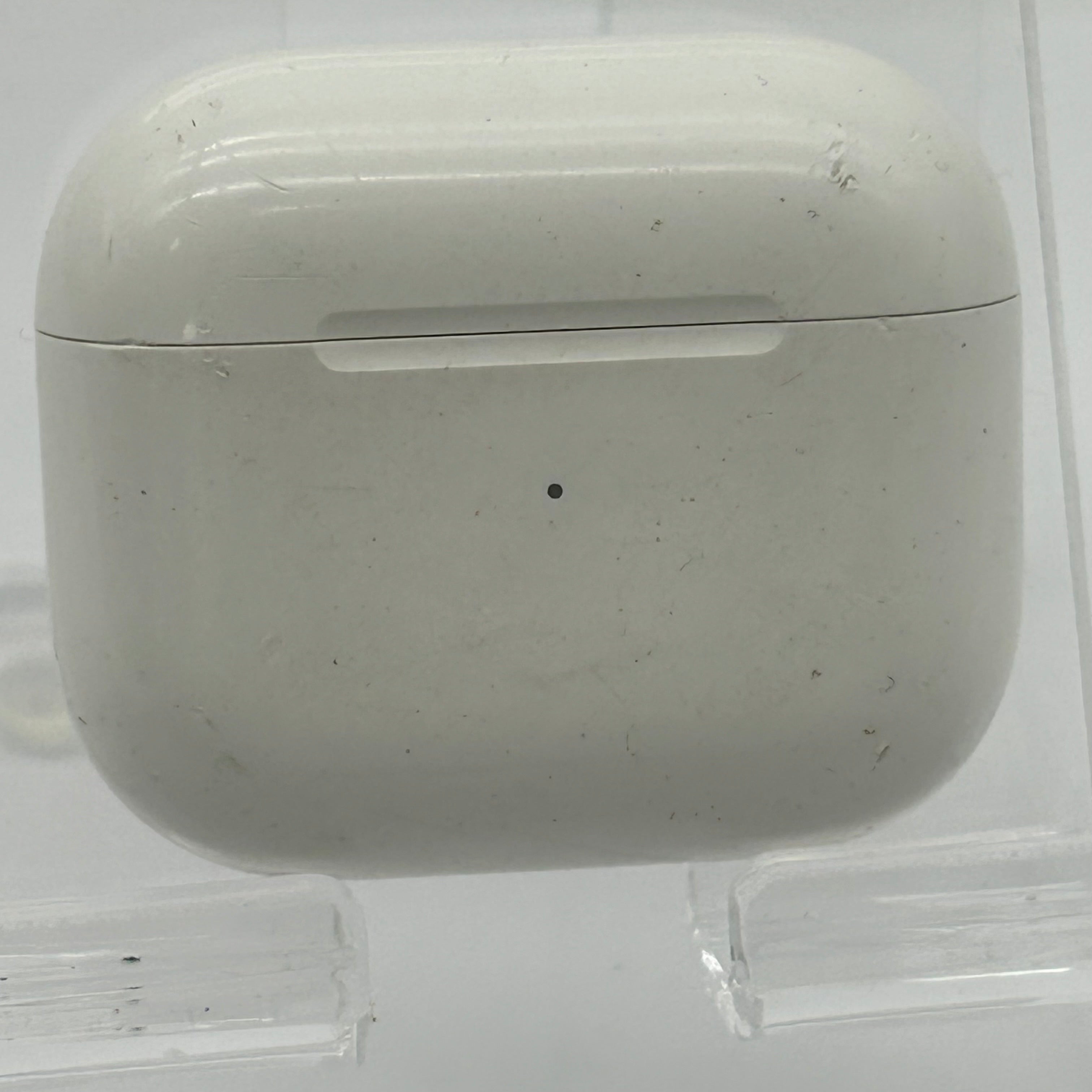 Apple AirPods A2897 1st Gen Wireless Bluetooth Single Earbud w/ Charging Case White