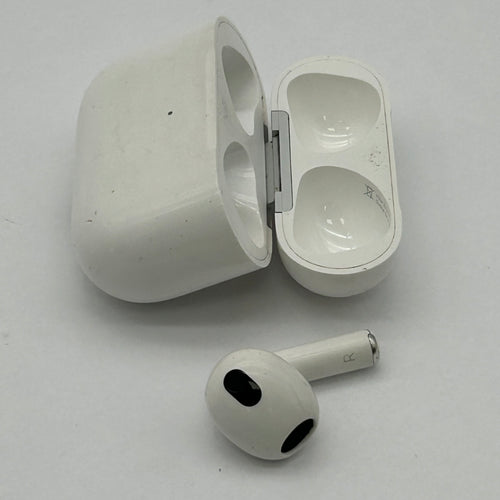 Apple AirPods A2897 1st Gen Wireless Bluetooth Single Earbud w/ Charging Case White
