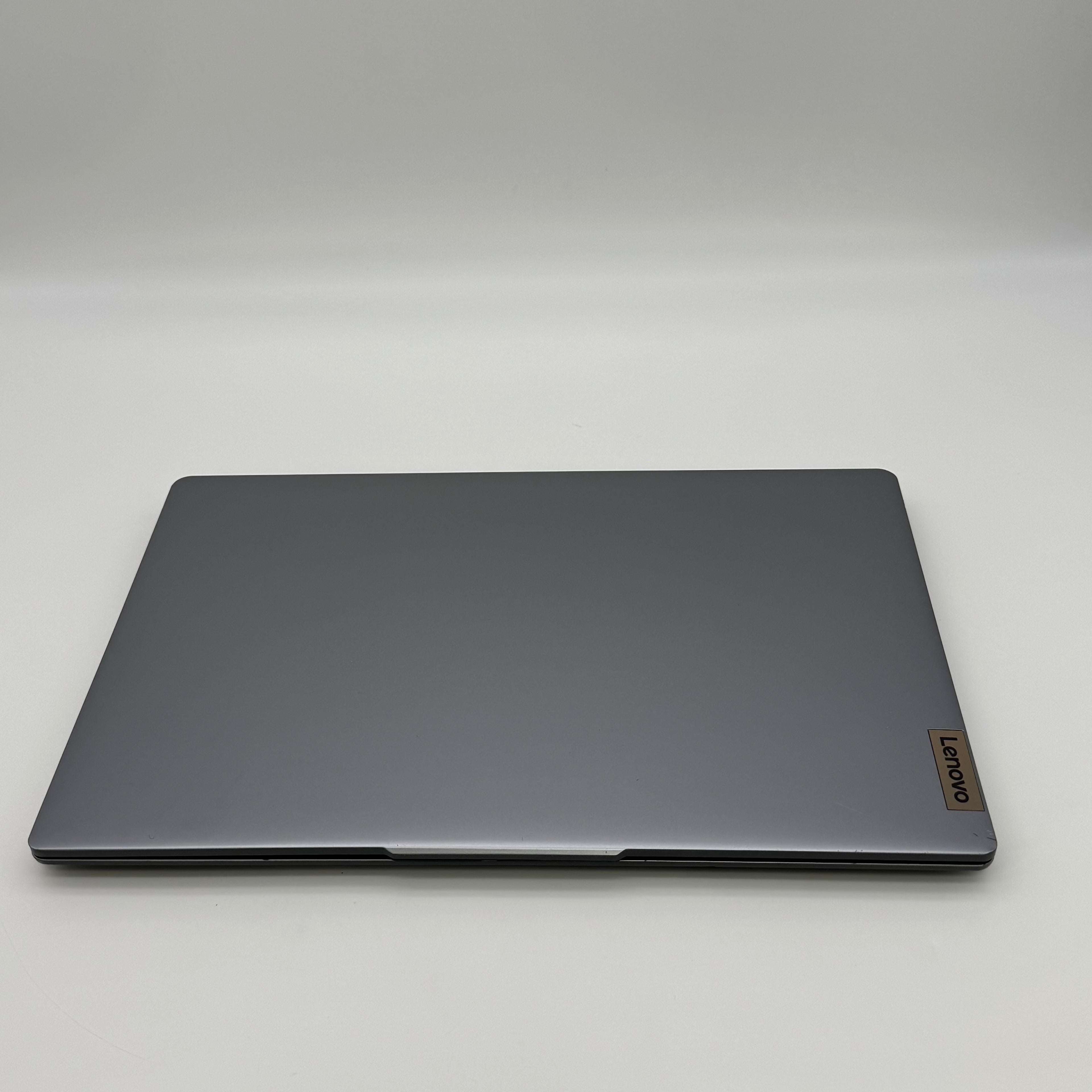 Lenovo Ideapad Slim 3 (15IAN8) 15.6 Screen 8GB RAM 128GB SSD Gray Laptop