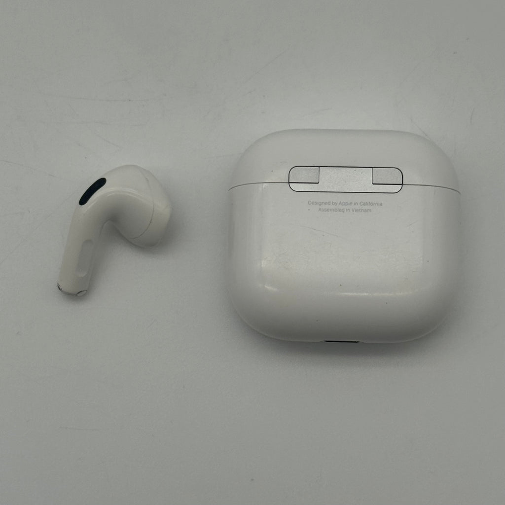 Apple AirPods 4th Gen A3058 Charging Case With Right Earbud - Used