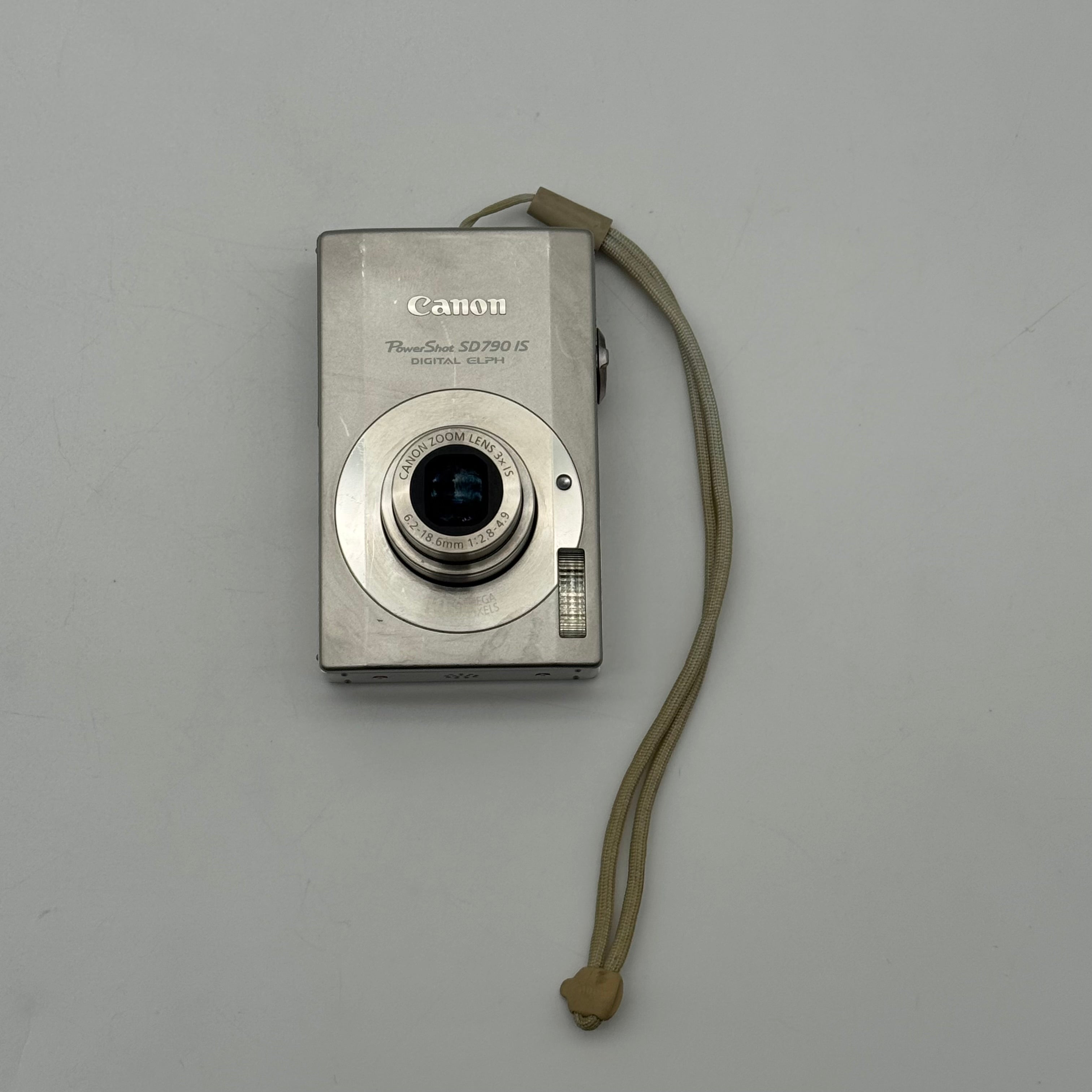 Canon PowerShot SD790 IS Digital Camera - For Parts/Repair Only