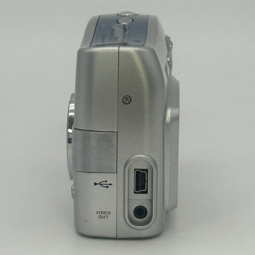 Concord Eye-Q 3040AF Digital Camera (Broken) - Silver - For Parts/Repairs Only