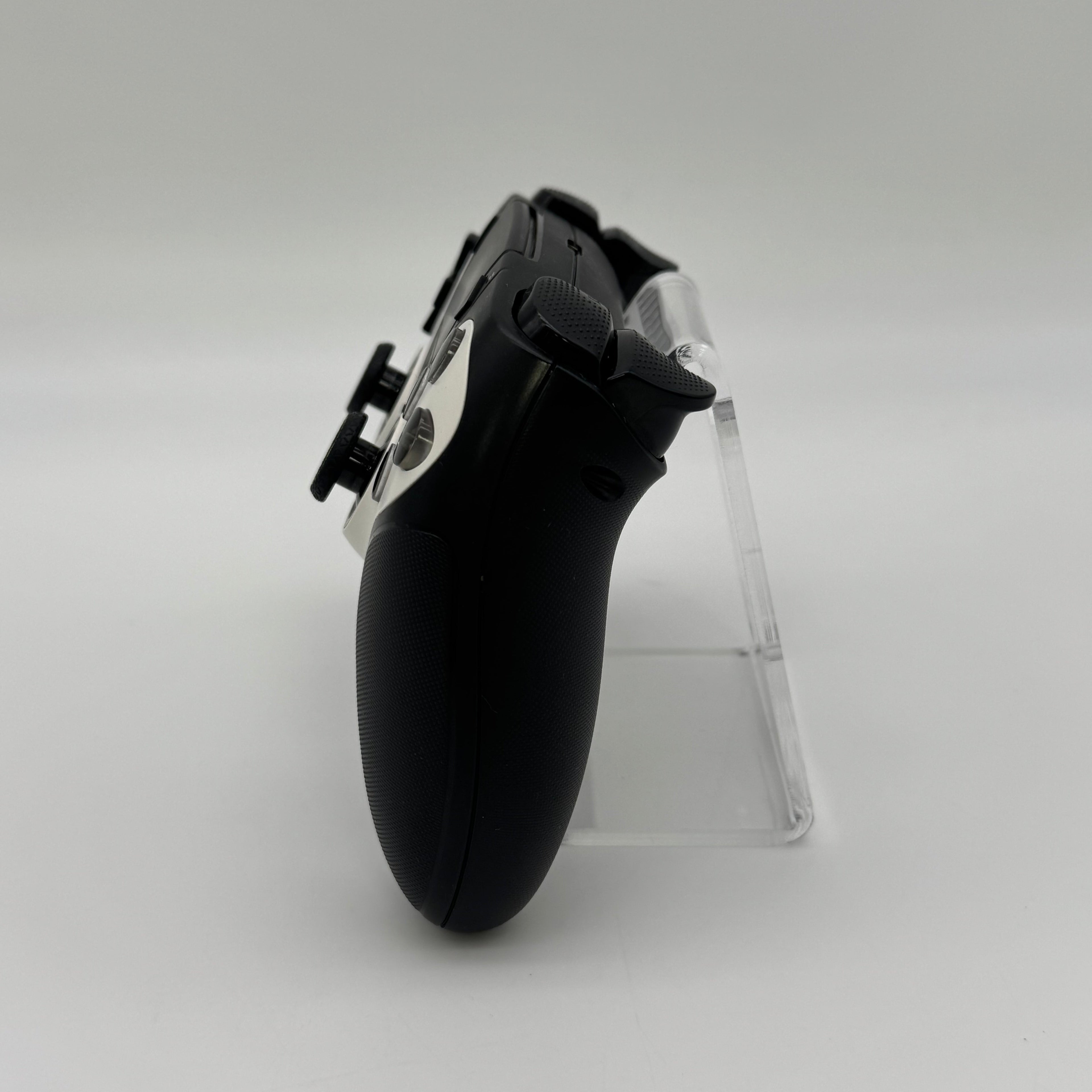 RH Wireless Controller RH 5188 Wireless Controller DC 3.7V Black