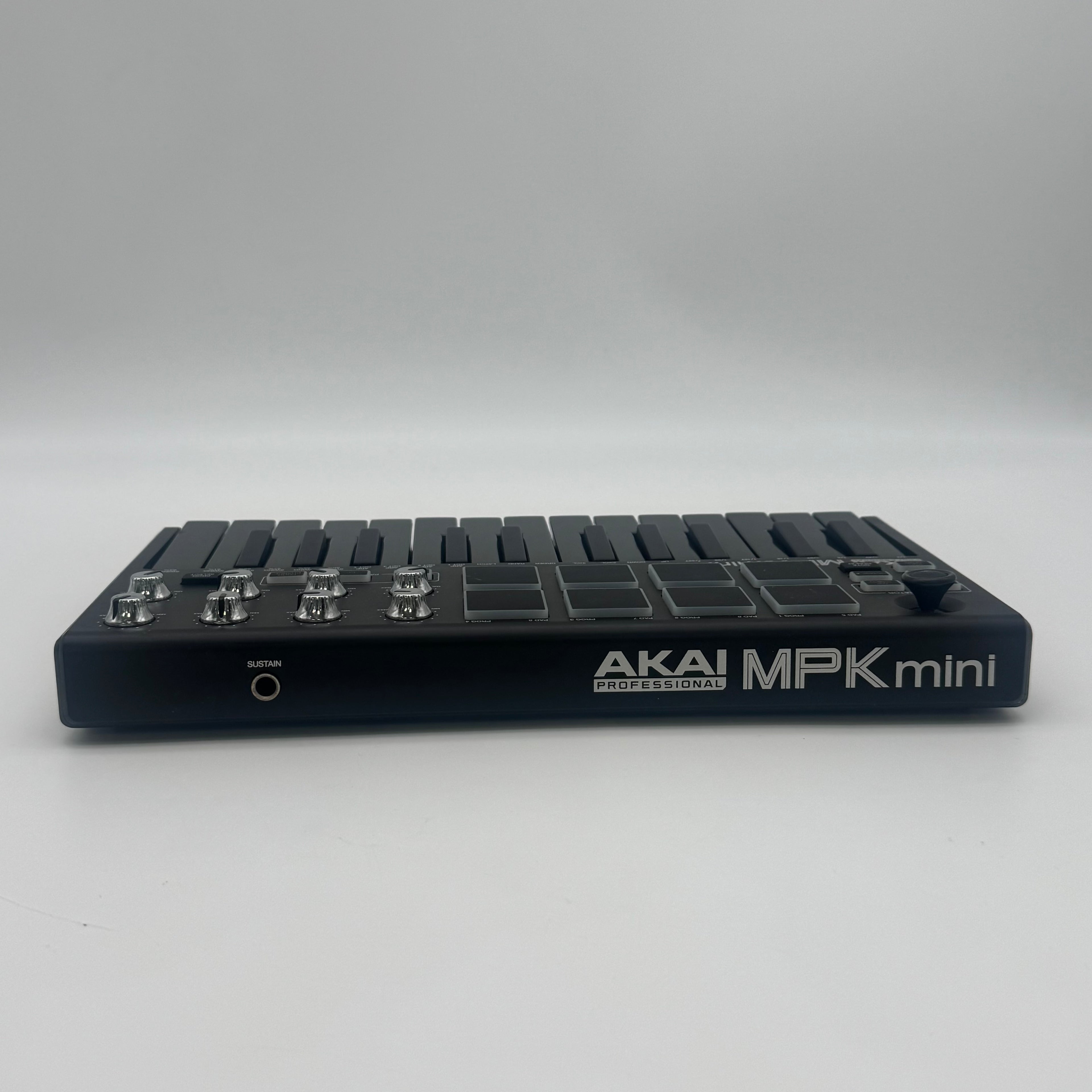 Akai Professional MPK Portable MIDI Controller MINI - Untested