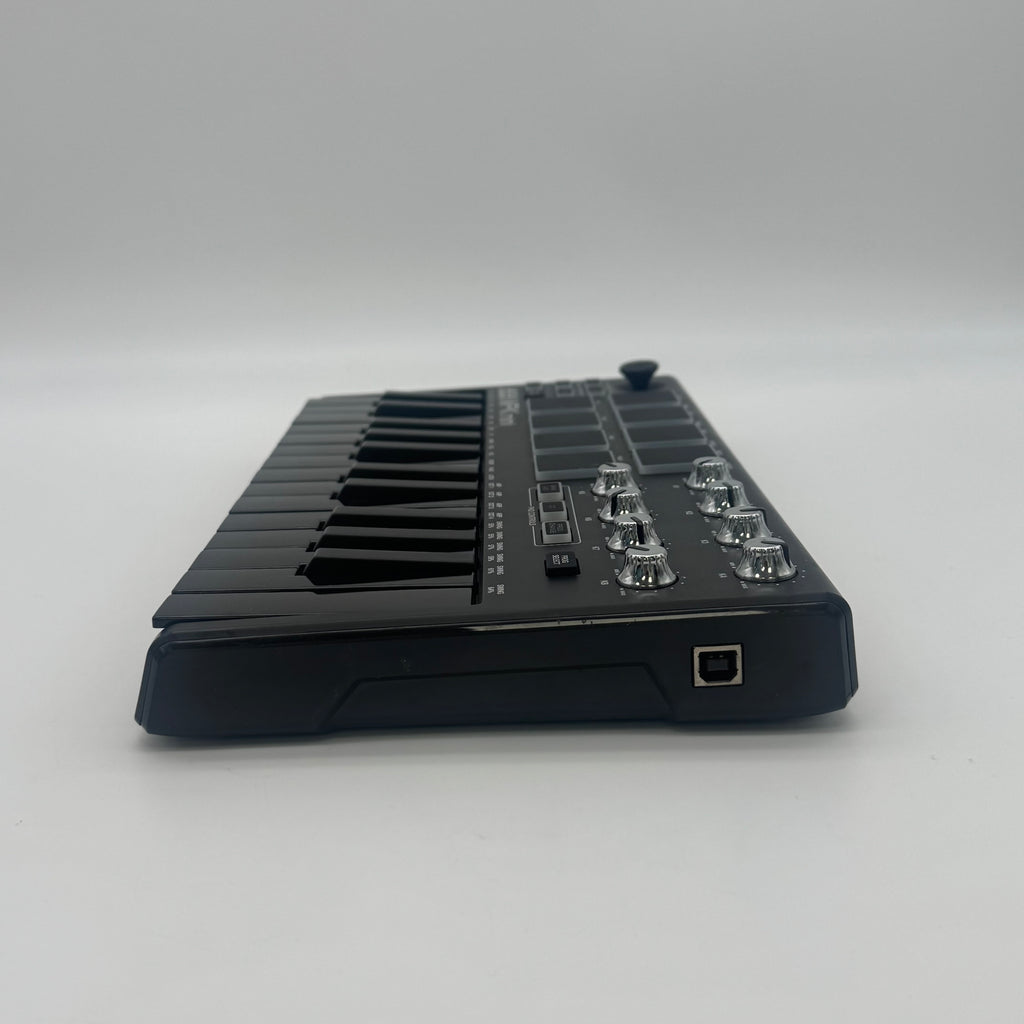 Akai Professional MPK Portable MIDI Controller MINI - Untested
