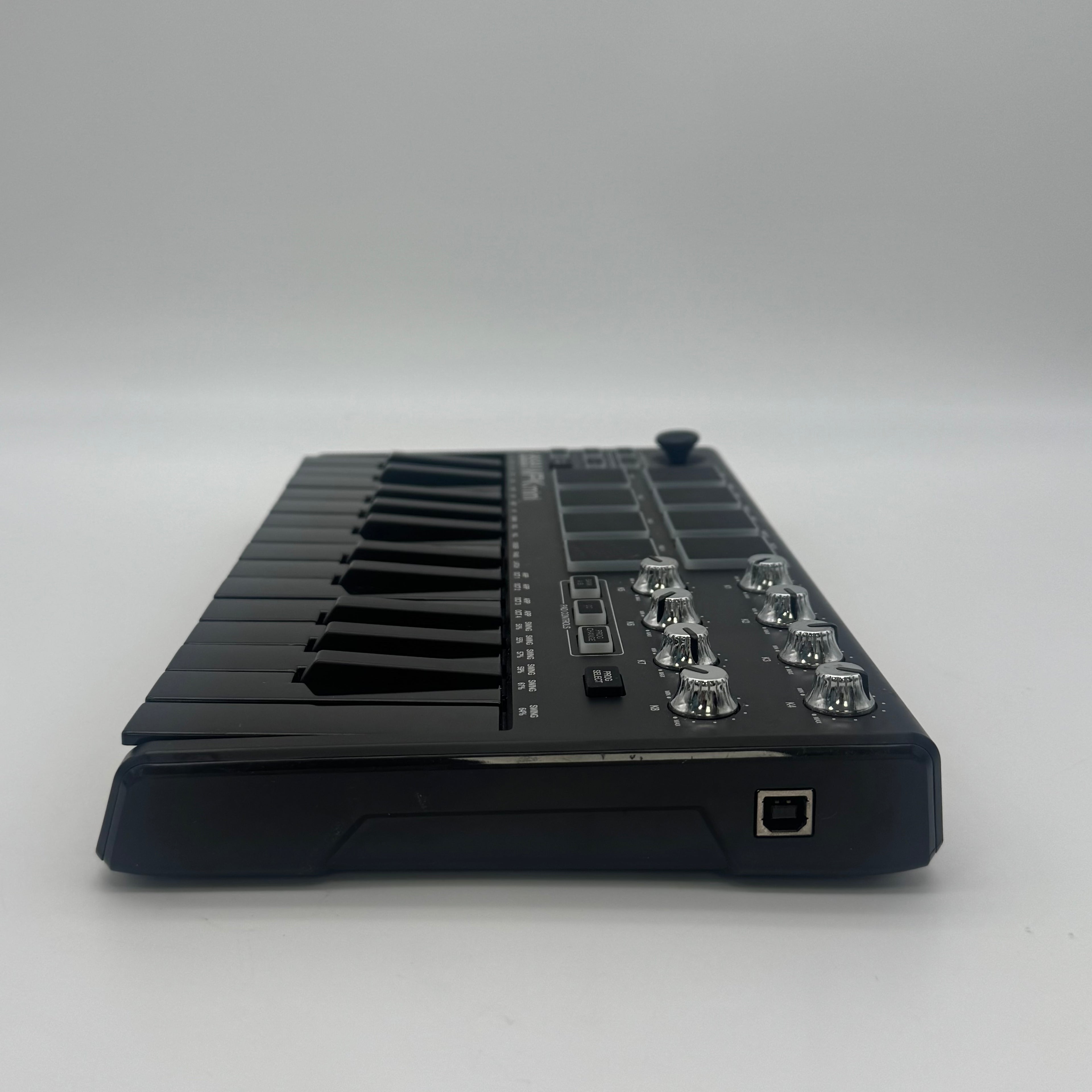 Akai Professional MPK Portable MIDI Controller MINI - Untested